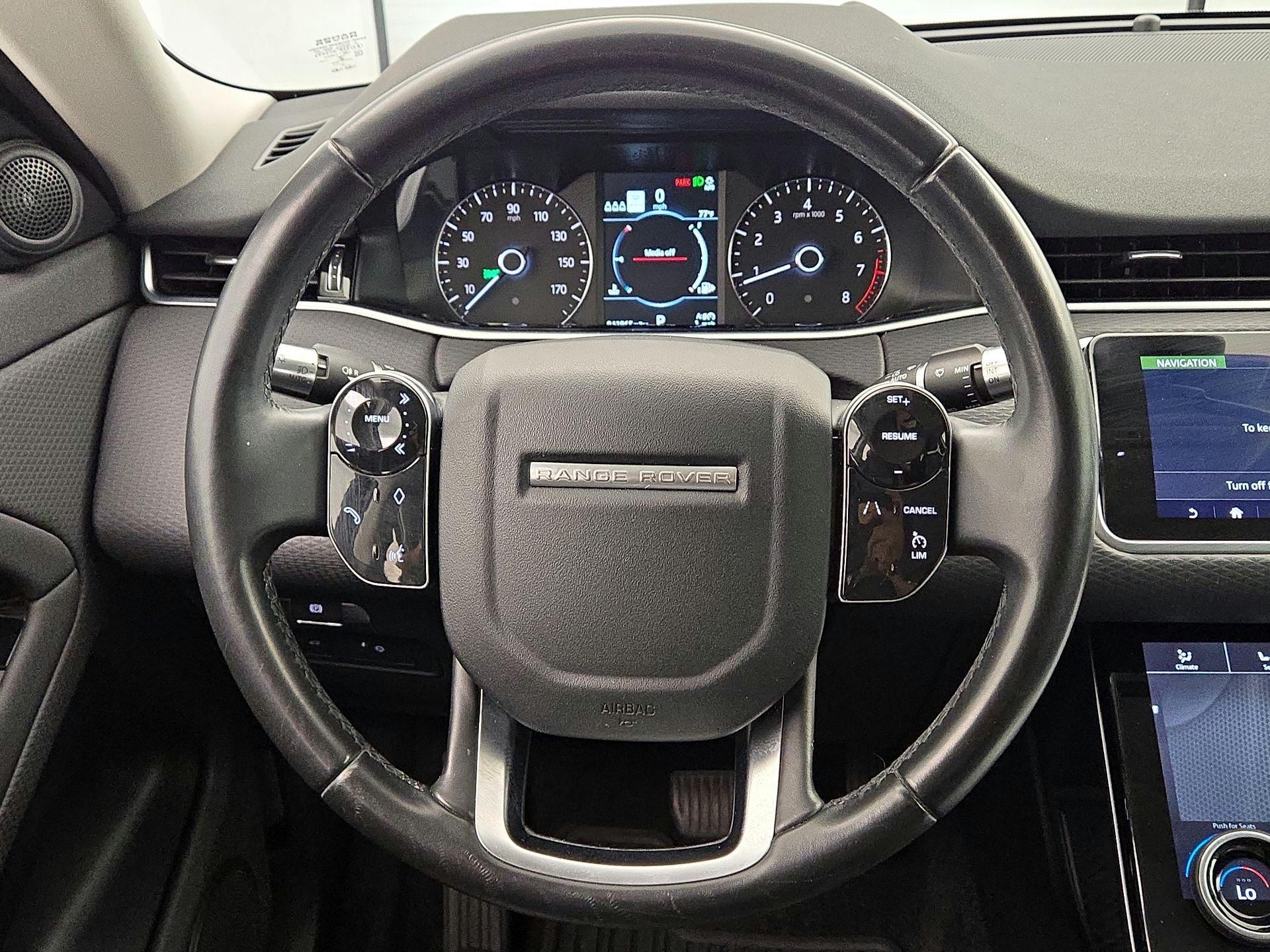 Thumbnail: 2020 Land Rover Range Rover Evoque - 10
