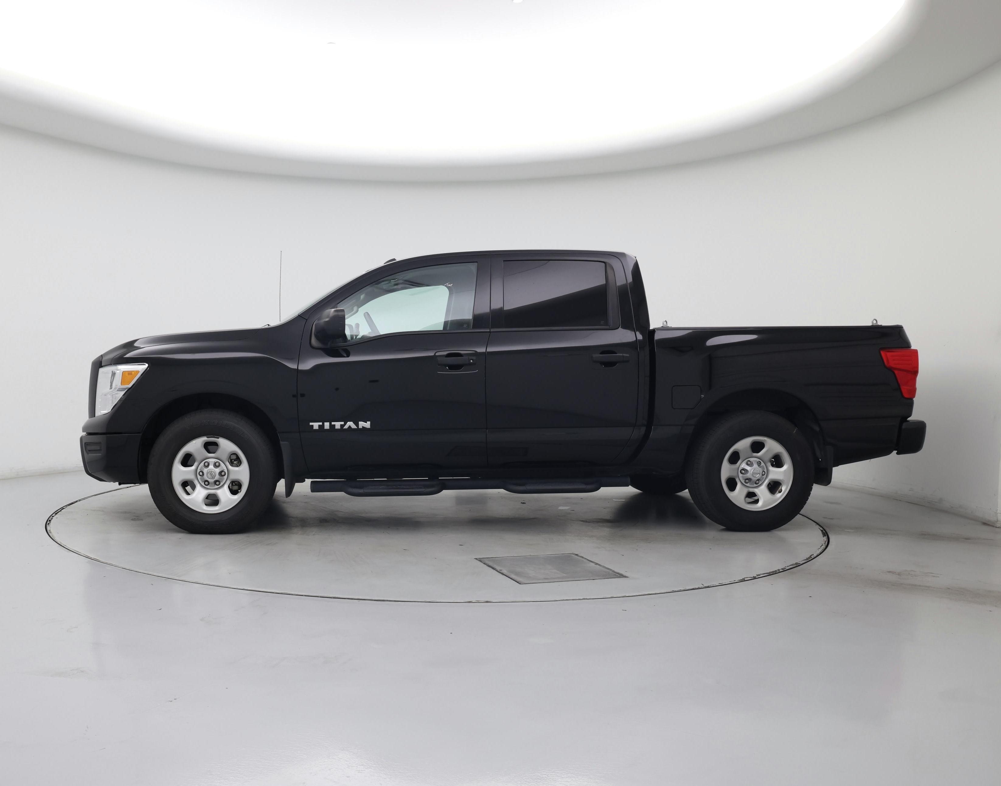 Thumbnail: 2021 Nissan Titan - 3