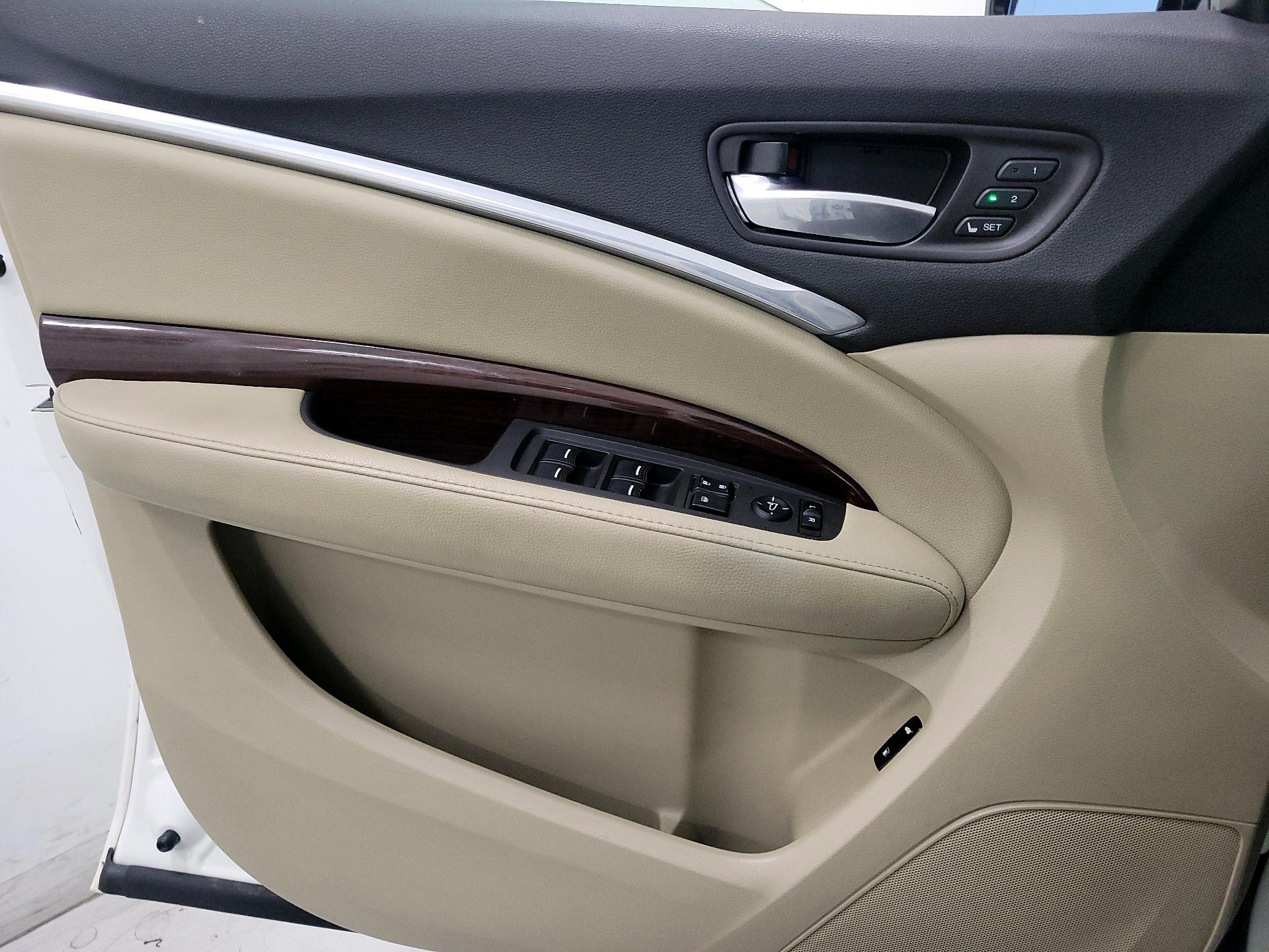 Thumbnail: 2015 Acura MDX - 12
