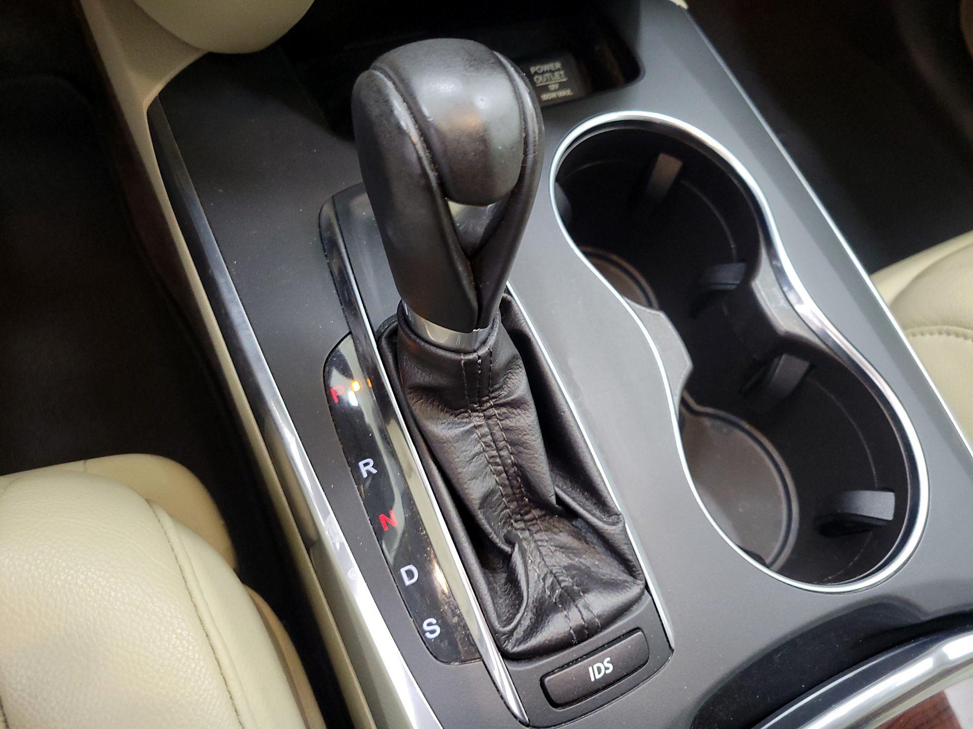 Thumbnail: 2015 Acura MDX - 18