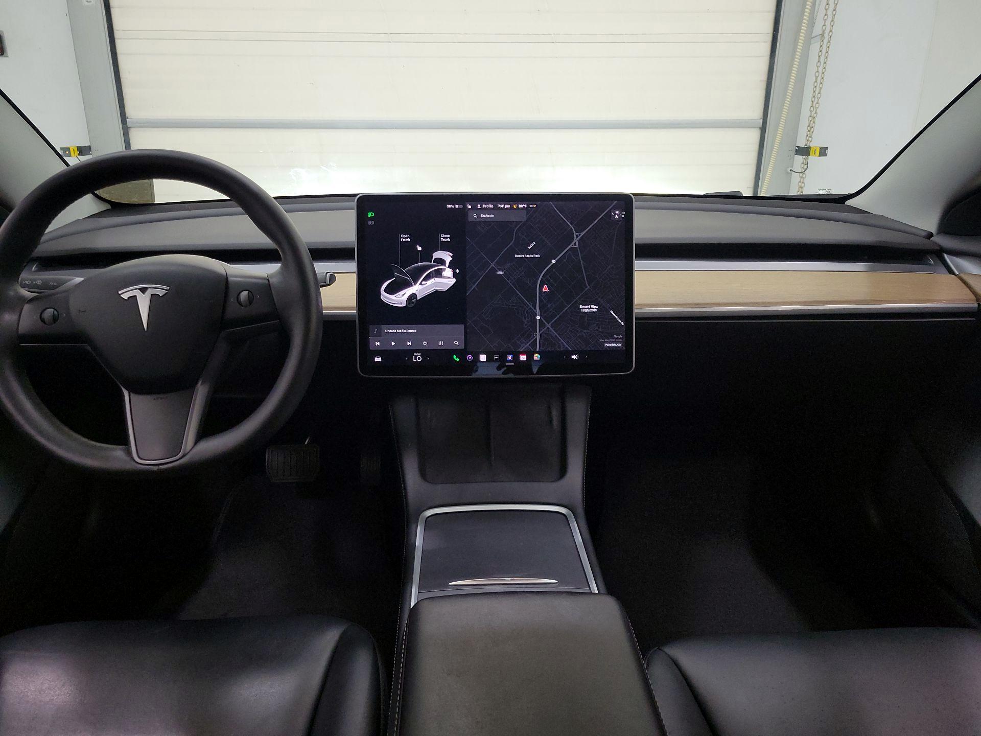 Thumbnail: 2021 Tesla Model 3 - 9