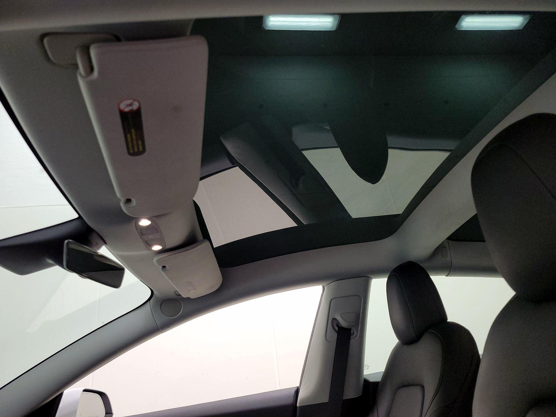 Thumbnail: 2021 Tesla Model 3 - 18