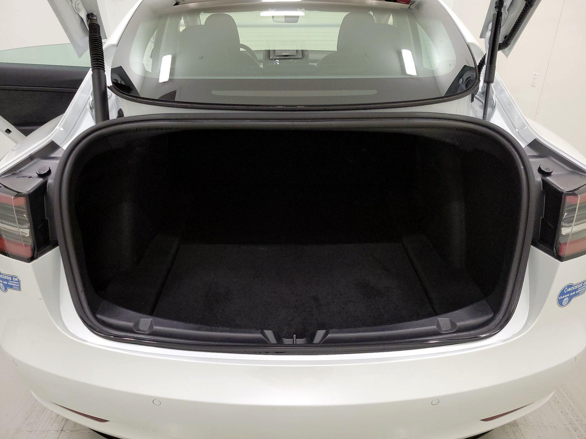 Thumbnail: 2021 Tesla Model 3 - 20