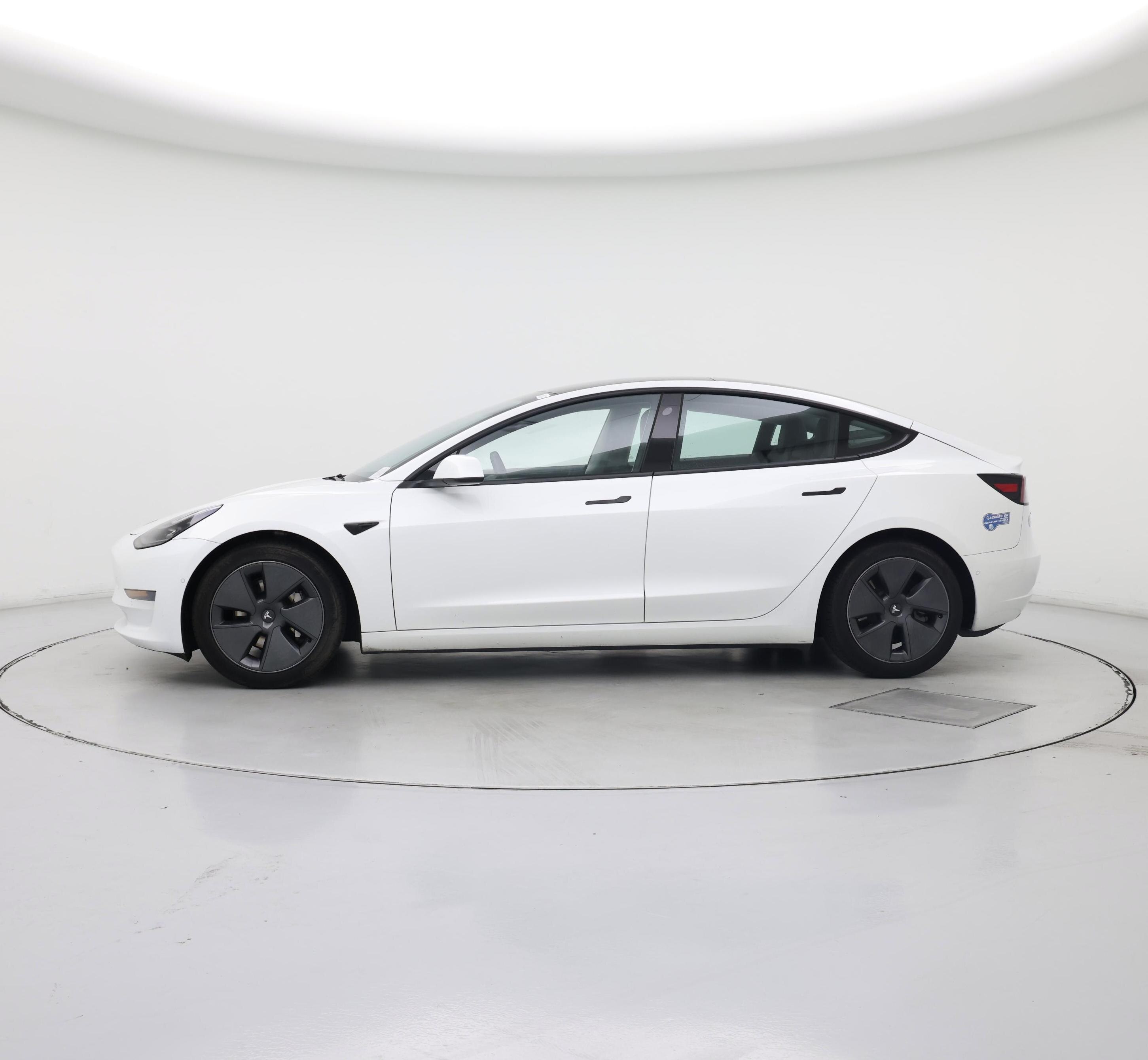 Thumbnail: 2021 Tesla Model 3 - 3