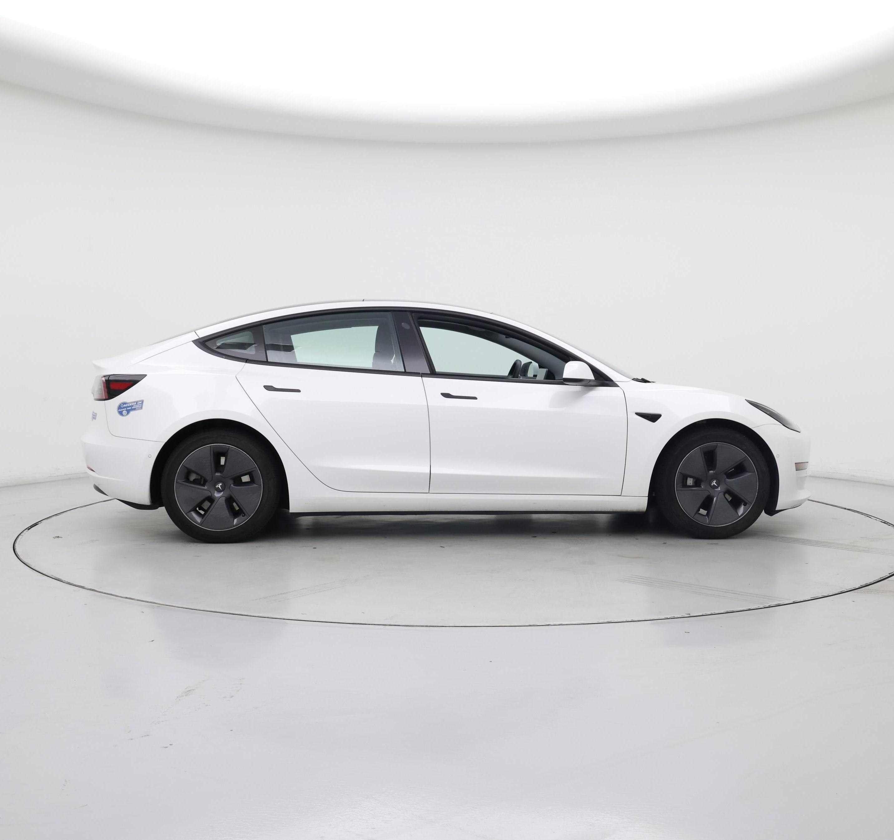 Thumbnail: 2021 Tesla Model 3 - 7