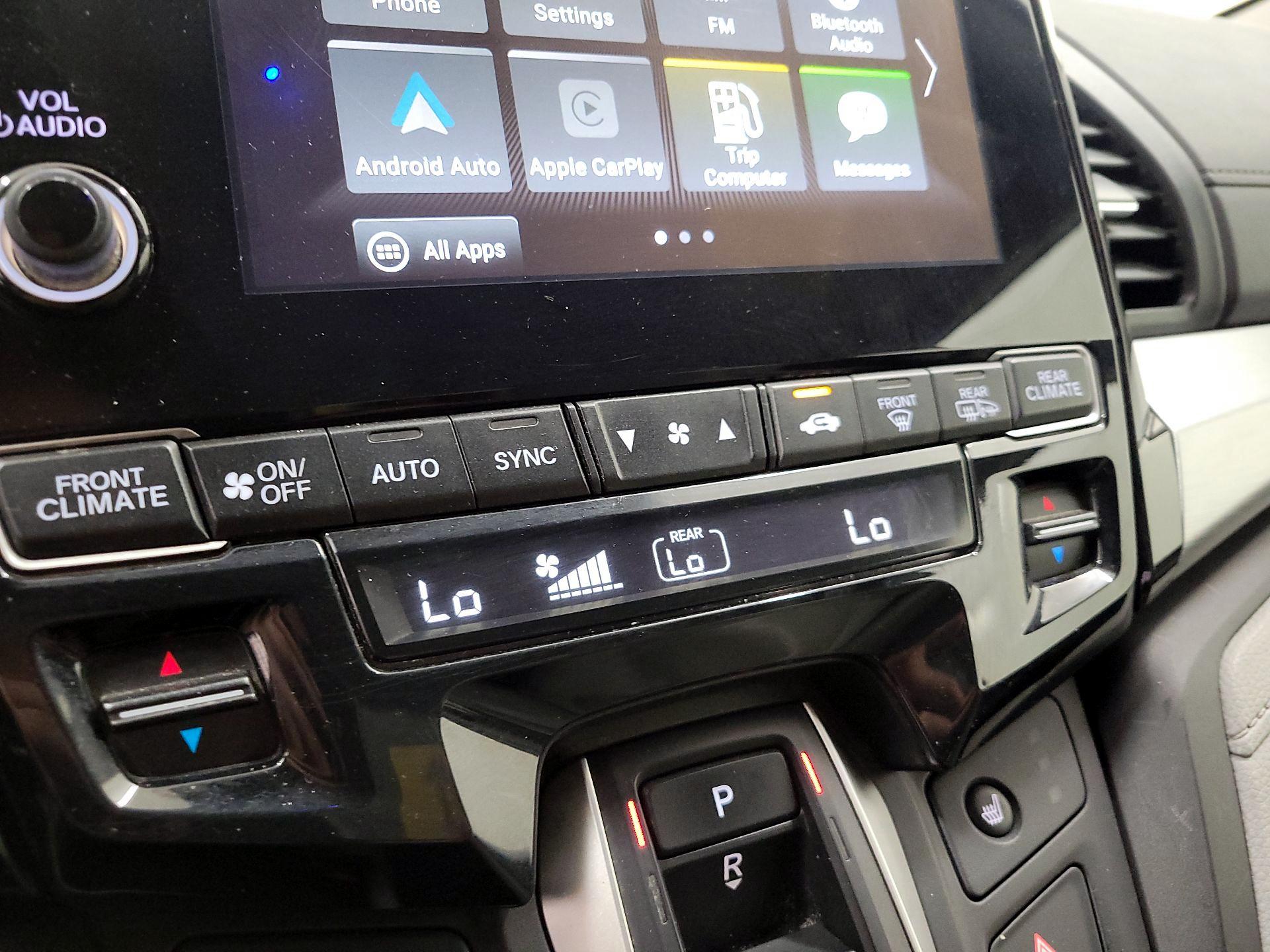 Thumbnail: 2020 Honda Odyssey - 16