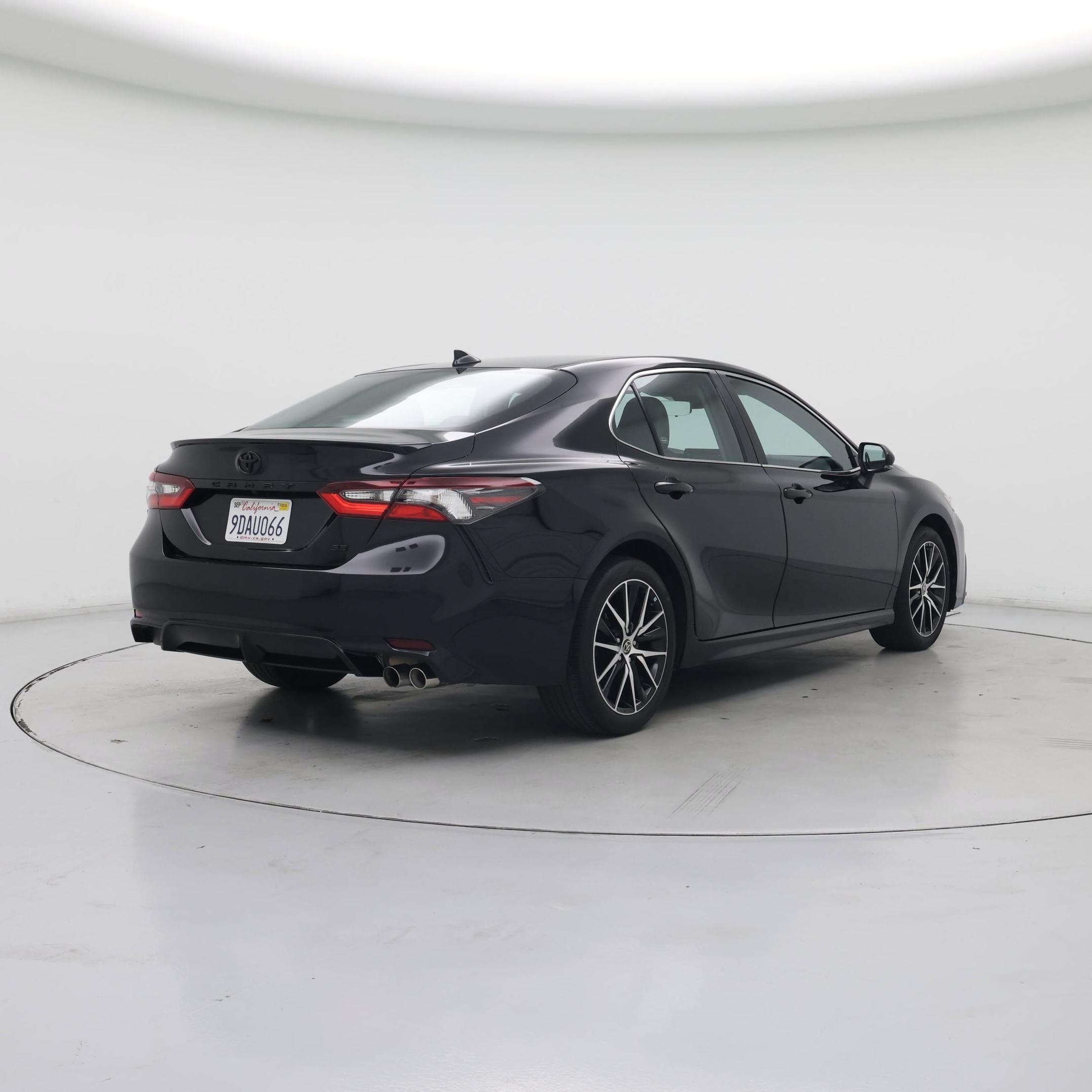 Thumbnail: 2023 Toyota Camry - 8