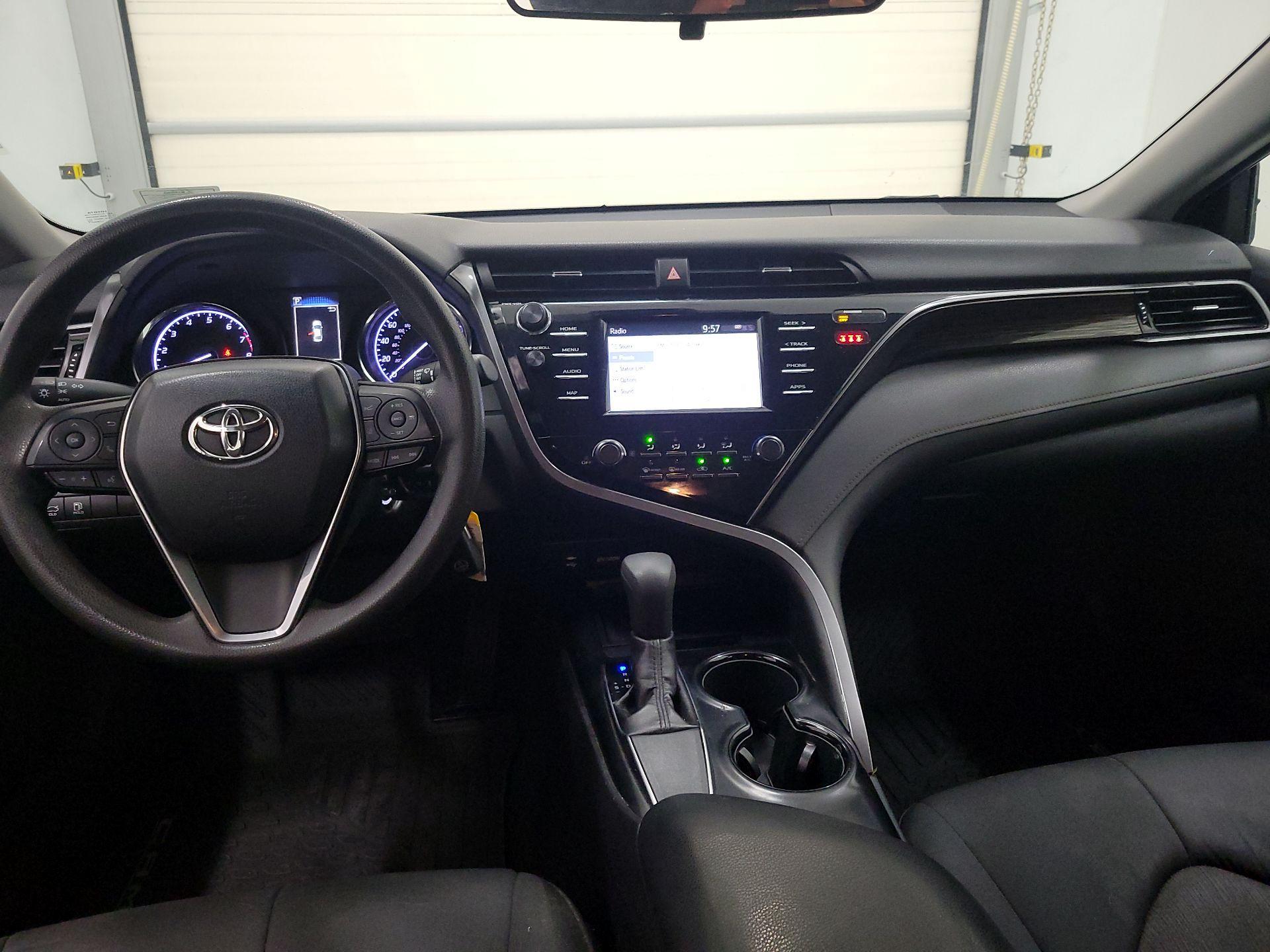 Thumbnail: 2019 Toyota Camry - 9