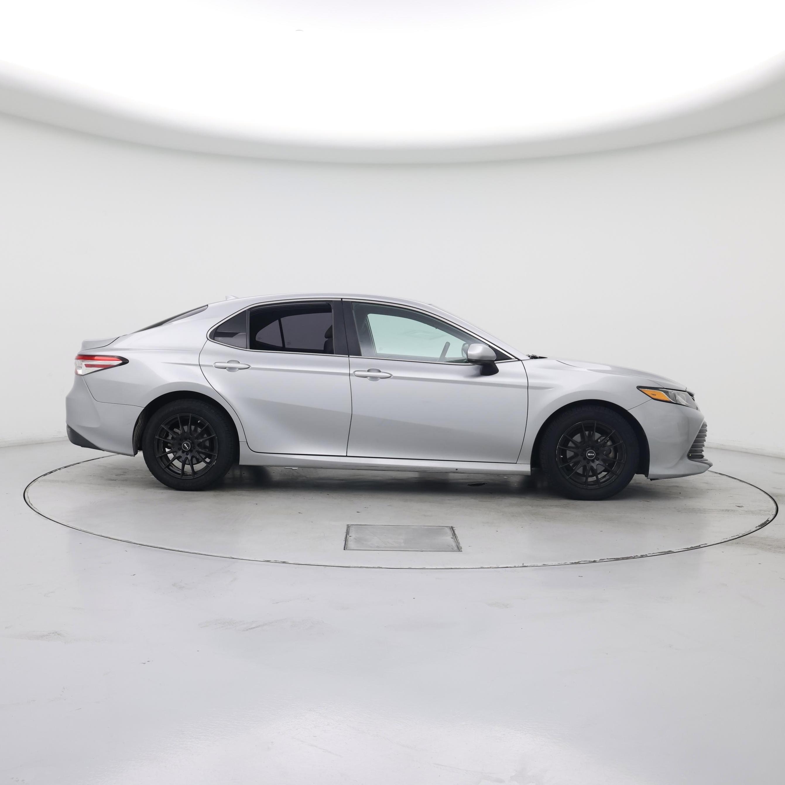 Thumbnail: 2019 Toyota Camry - 7