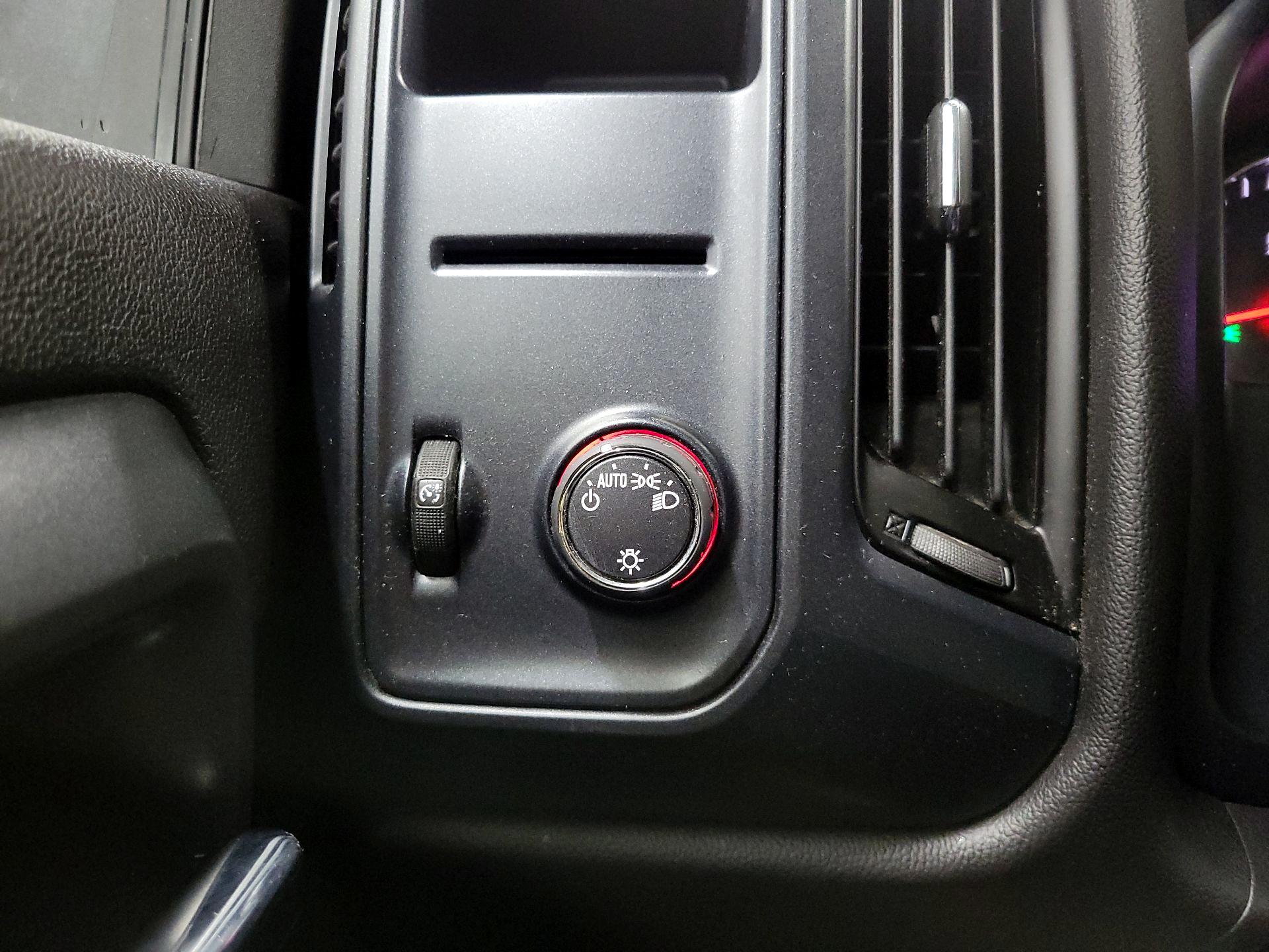 Thumbnail: 2016 GMC Sierra 1500 - 13