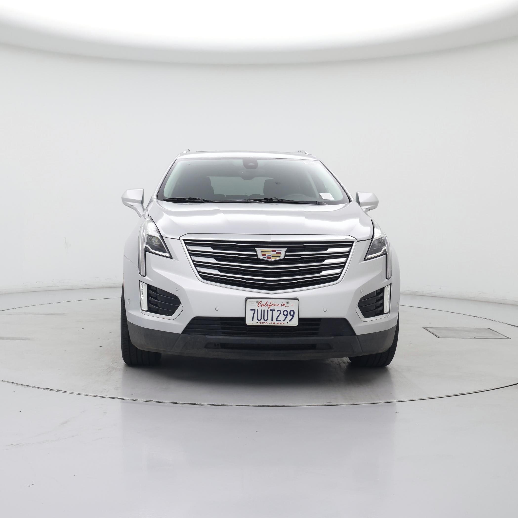 Thumbnail: 2017 Cadillac XT5 - 5