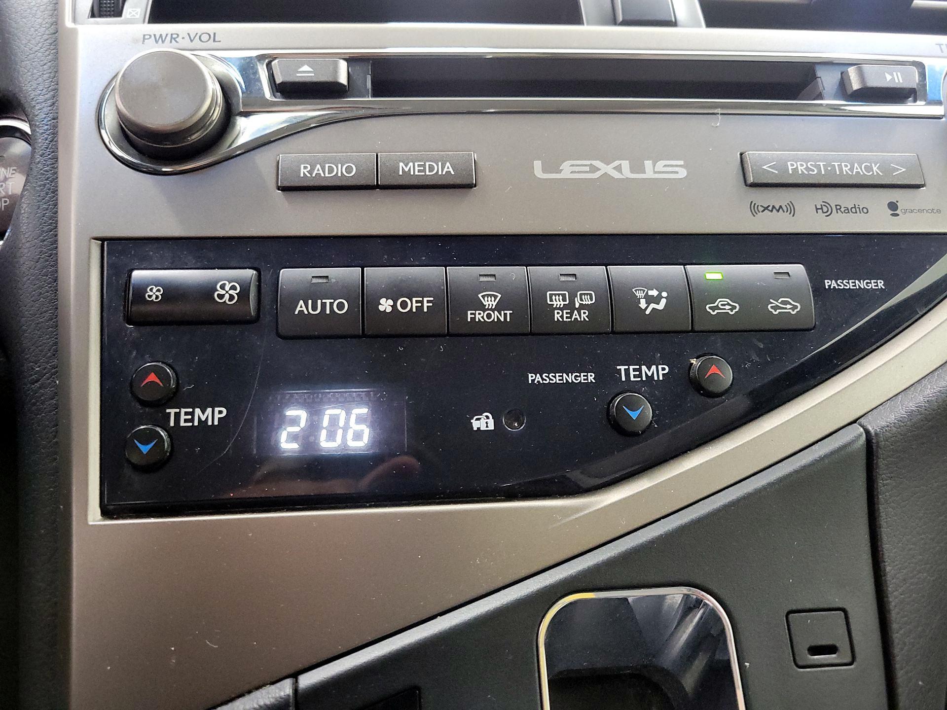 Thumbnail: 2015 Lexus RX - 16