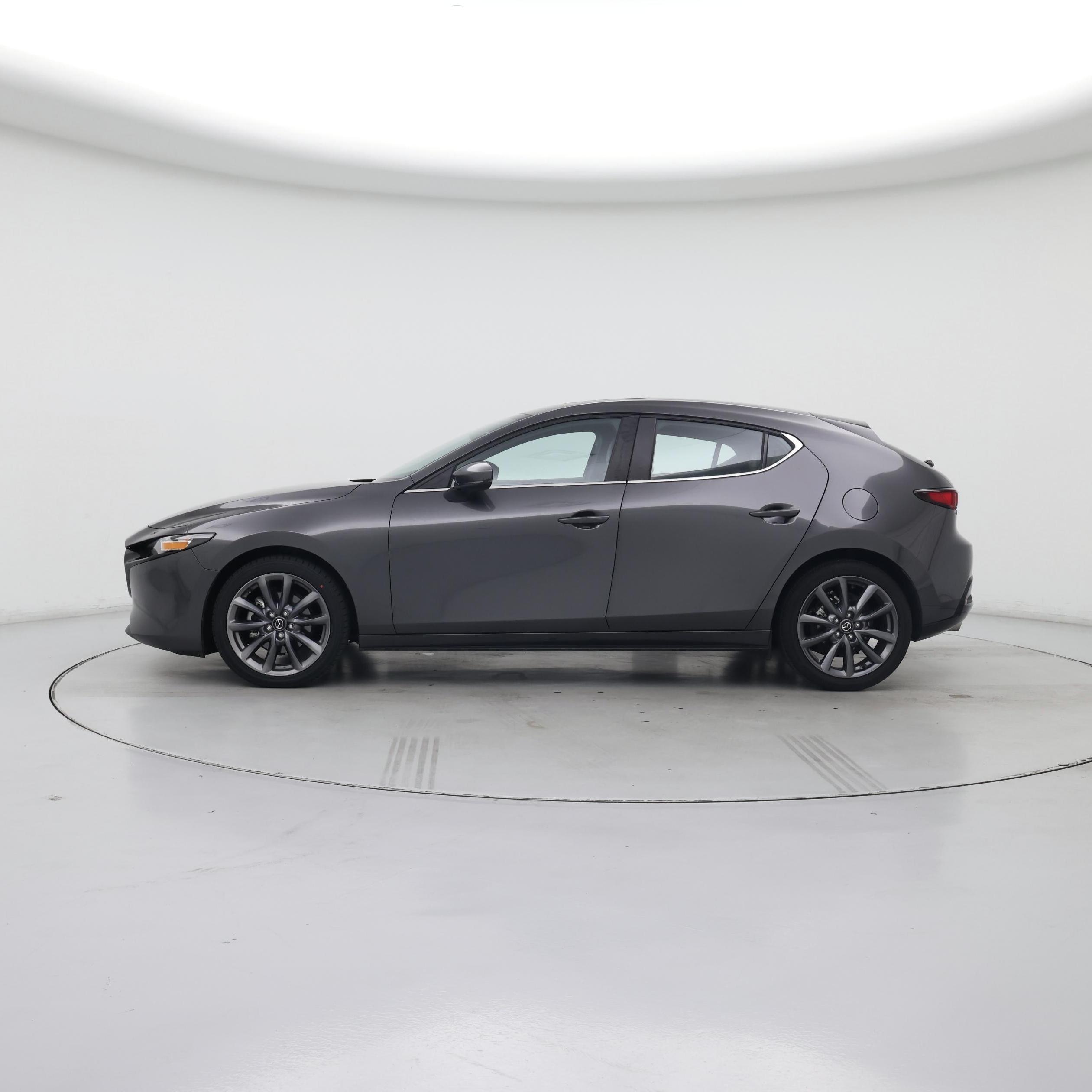 Thumbnail: 2022 Mazda Mazda3 - 3