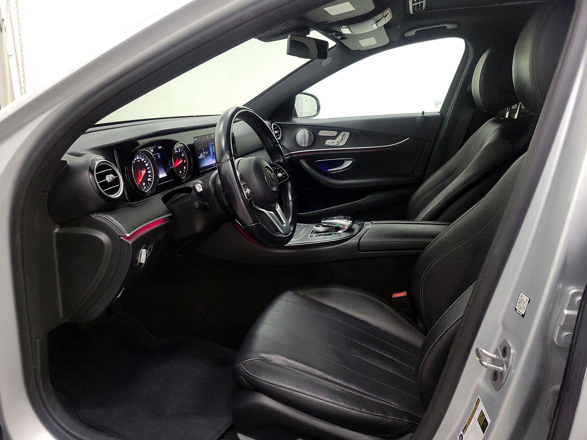 Thumbnail: 2019 Mercedes-Benz E-Class - 11