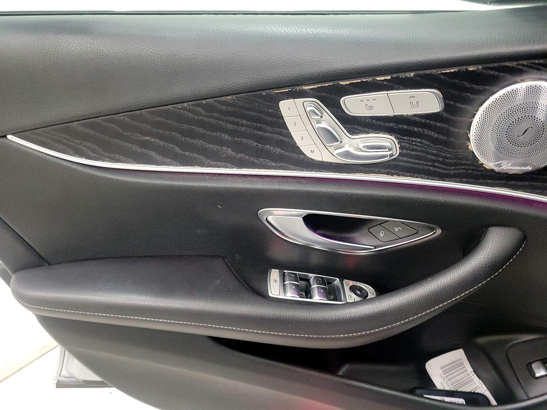 Thumbnail: 2019 Mercedes-Benz E-Class - 12