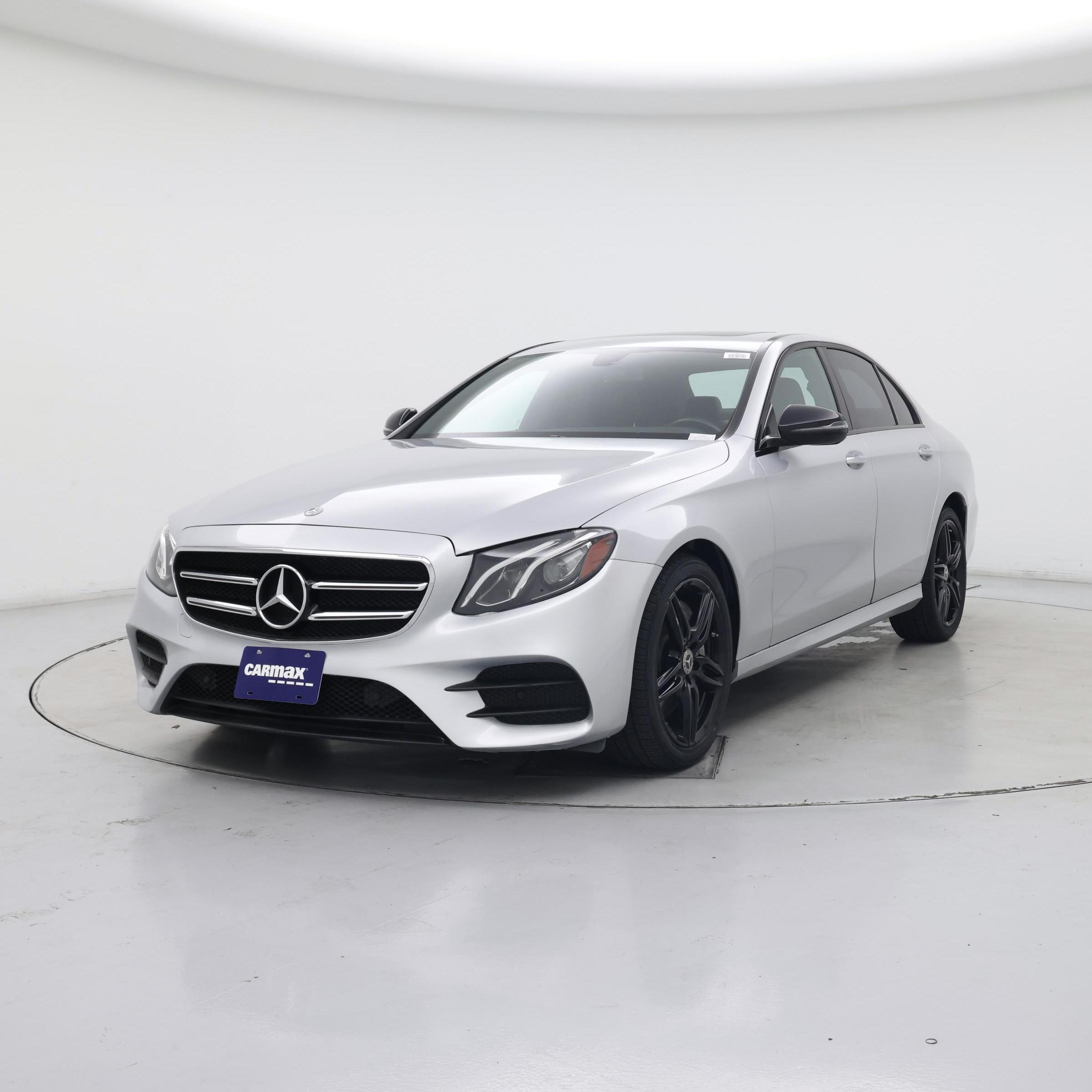 Thumbnail: 2019 Mercedes-Benz E-Class - 4