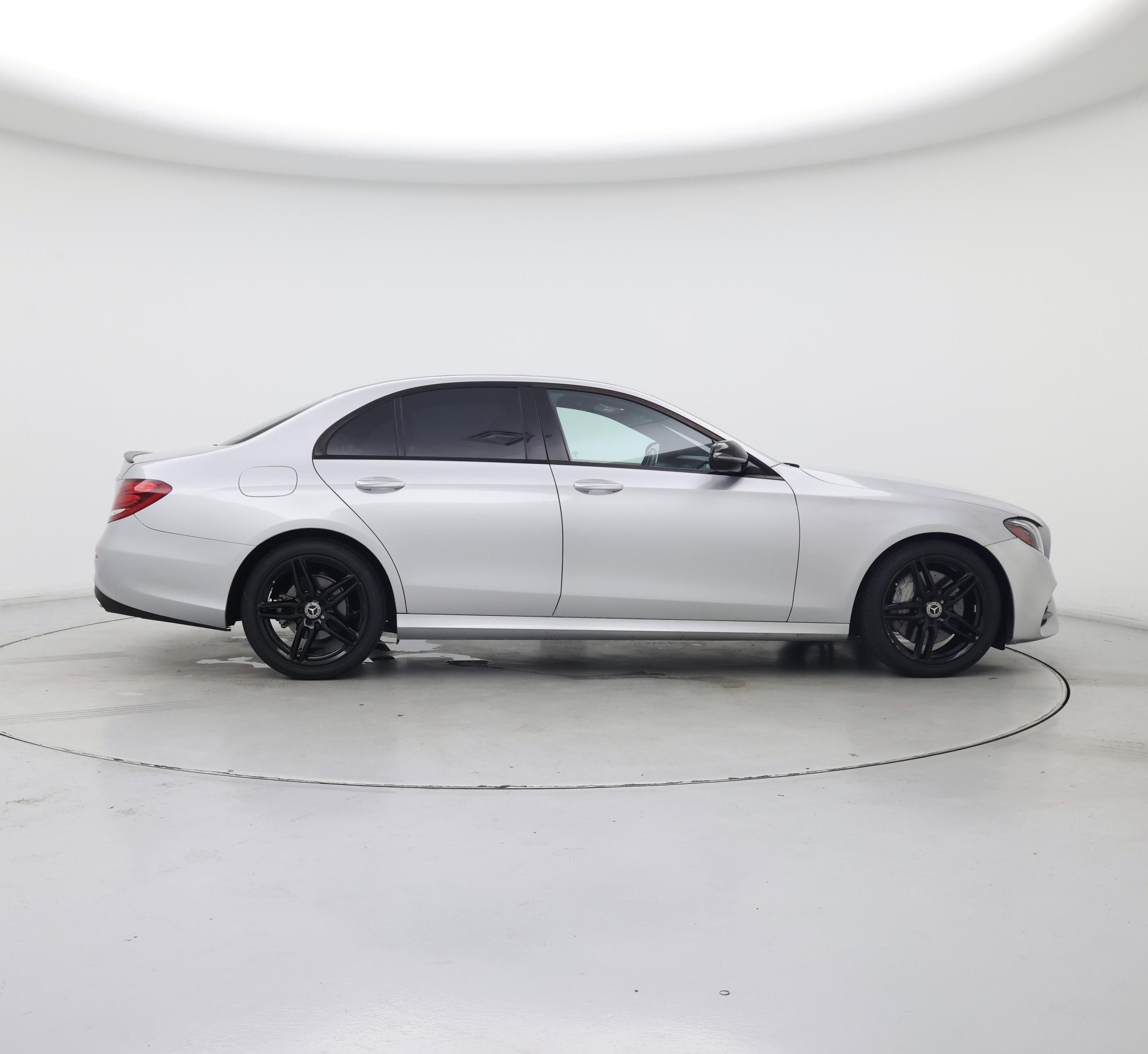 Thumbnail: 2019 Mercedes-Benz E-Class - 7