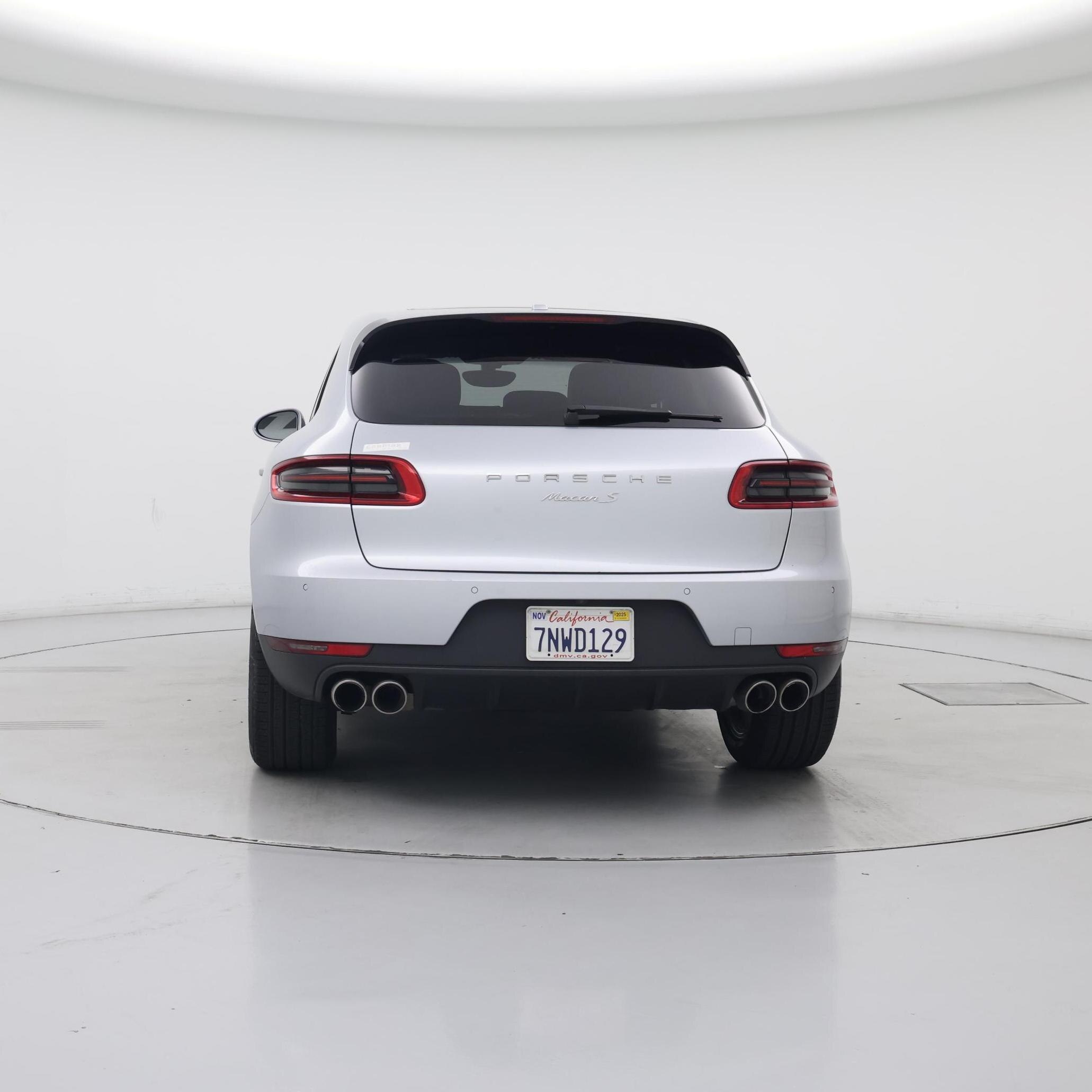 Thumbnail: 2016 Porsche Macan - 6