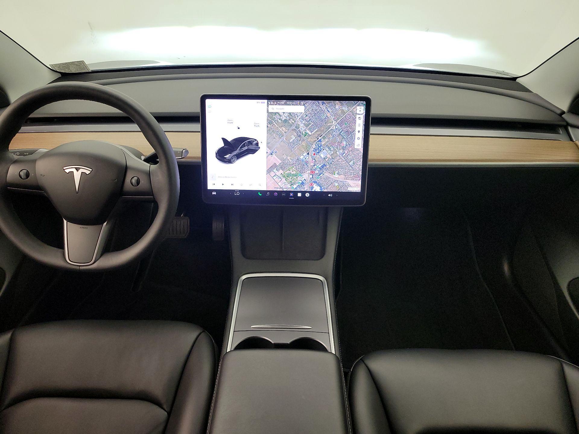 Thumbnail: 2021 Tesla Model 3 - 9