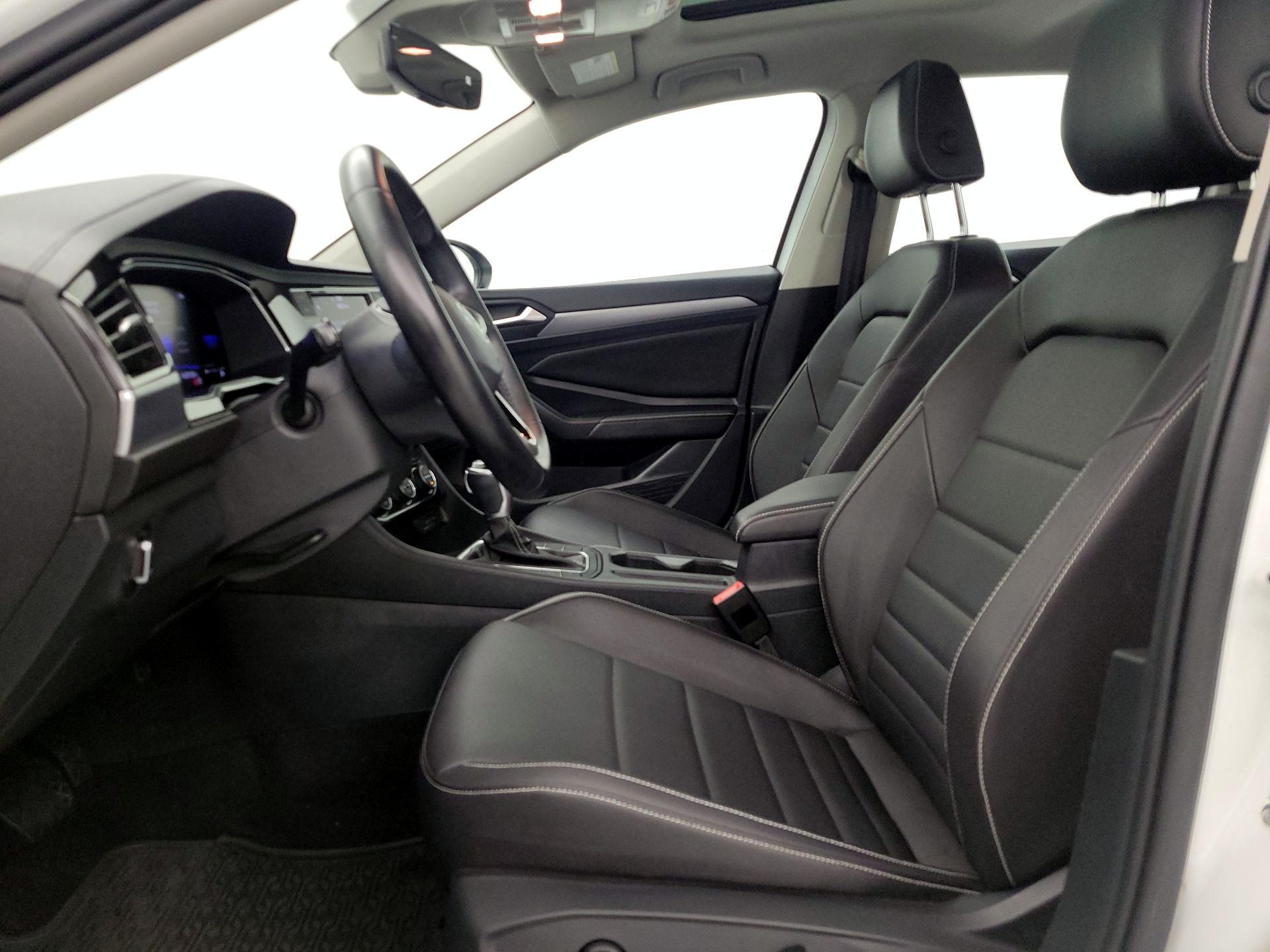 Thumbnail: 2023 Volkswagen Jetta - 11