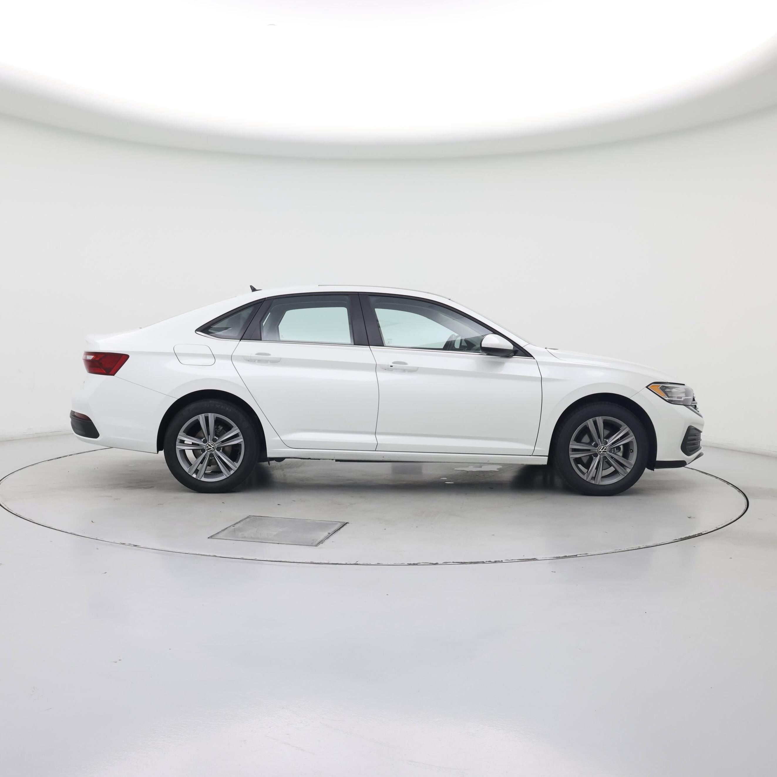 Thumbnail: 2023 Volkswagen Jetta - 7