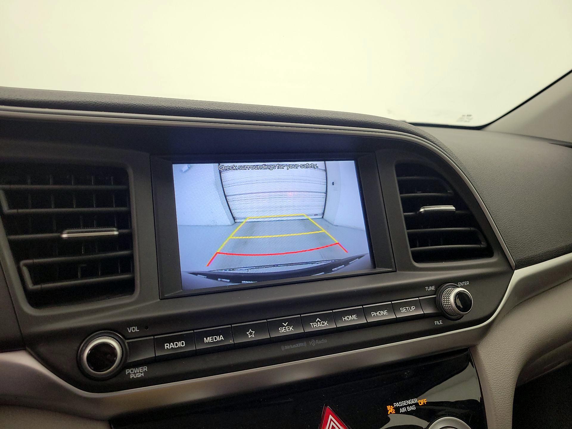 Thumbnail: 2019 Hyundai Elantra - 14