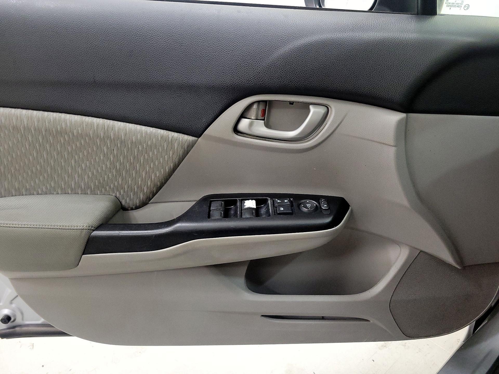 Thumbnail: 2015 Honda Civic - 12