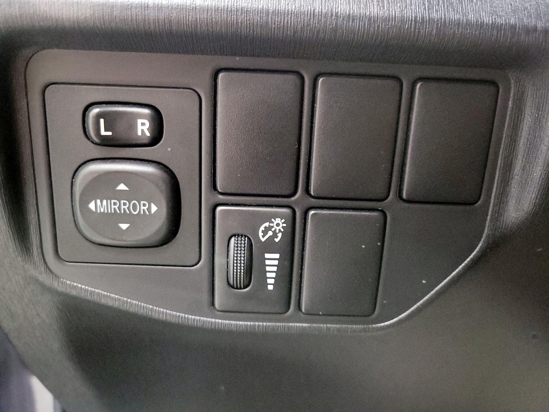 Thumbnail: 2014 Toyota Prius - 13