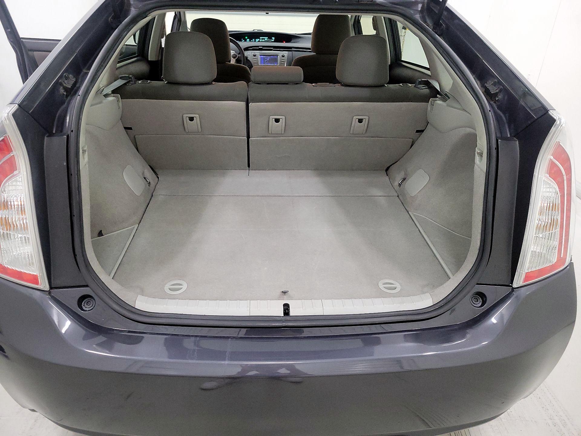 Thumbnail: 2014 Toyota Prius - 20
