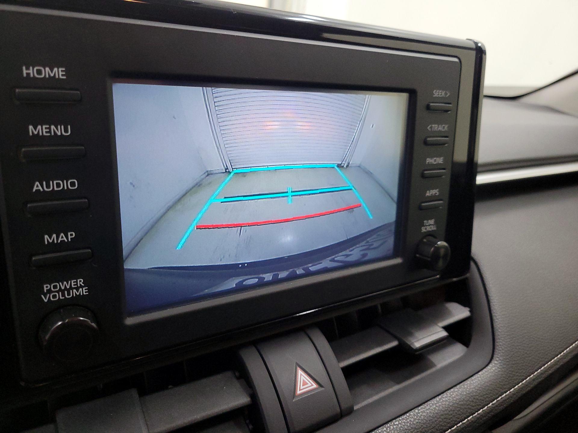 Thumbnail: 2019 Toyota RAV4 - 14