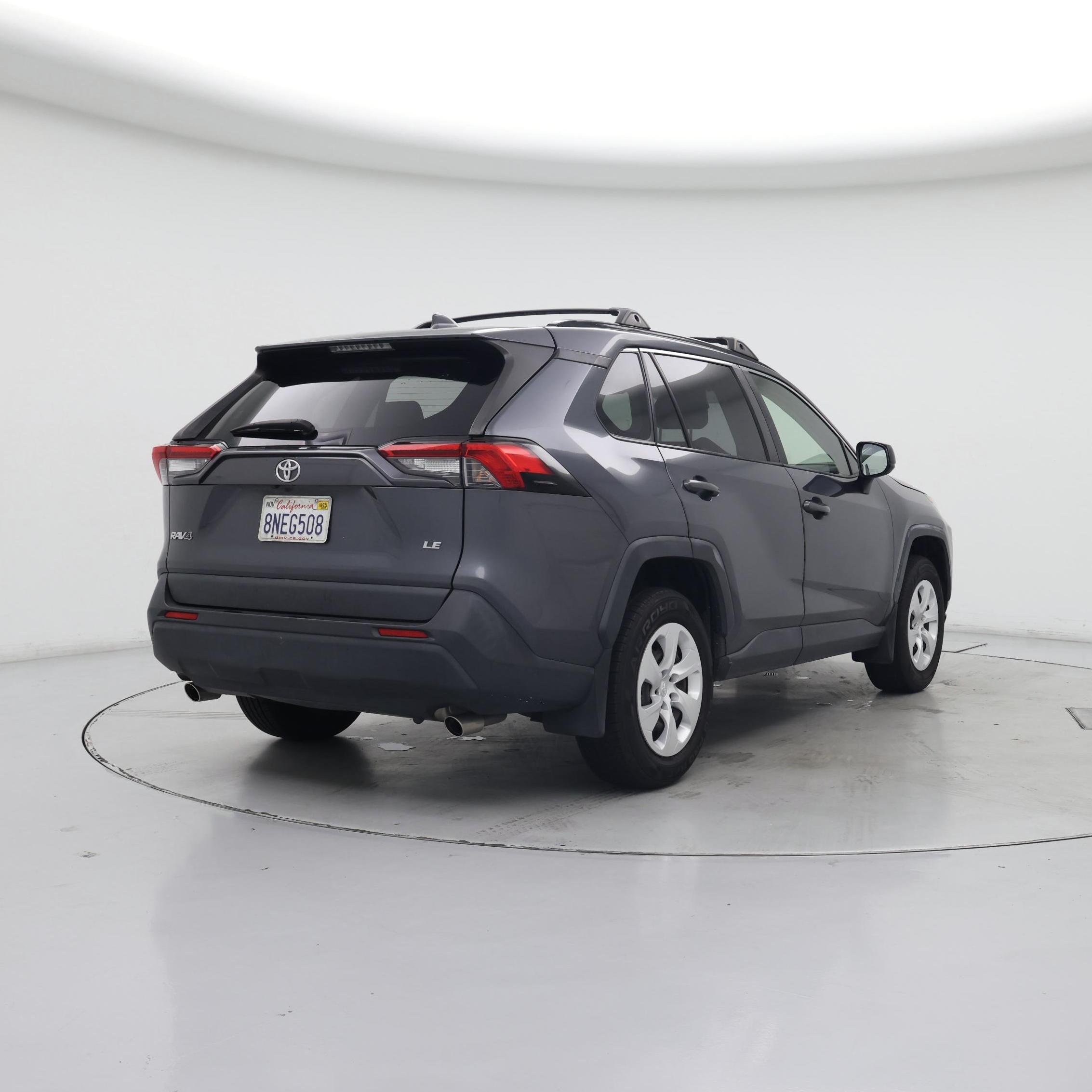Thumbnail: 2019 Toyota RAV4 - 8