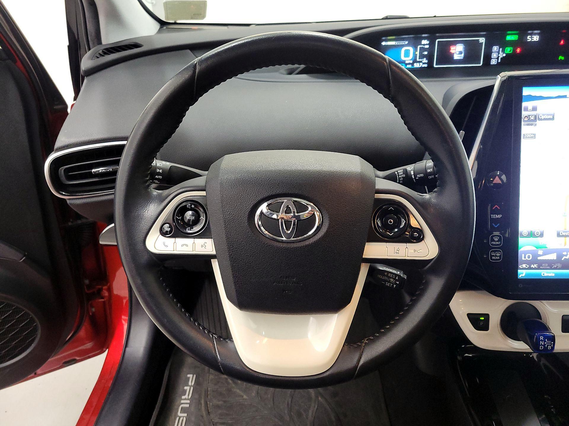 Thumbnail: 2018 Toyota Prius - 10