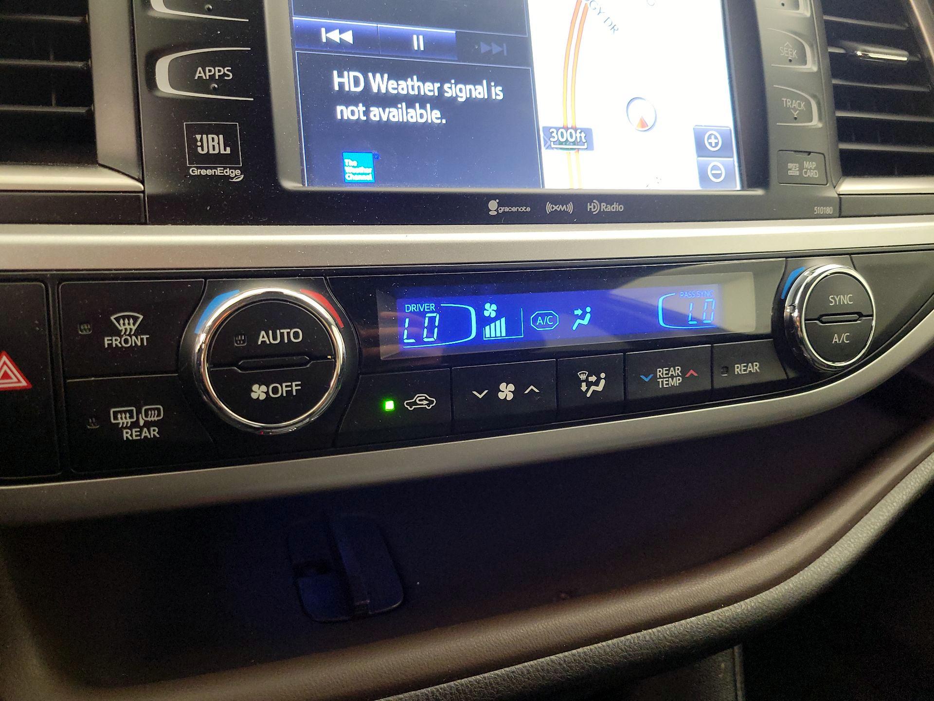 Thumbnail: 2017 Toyota Highlander - 16
