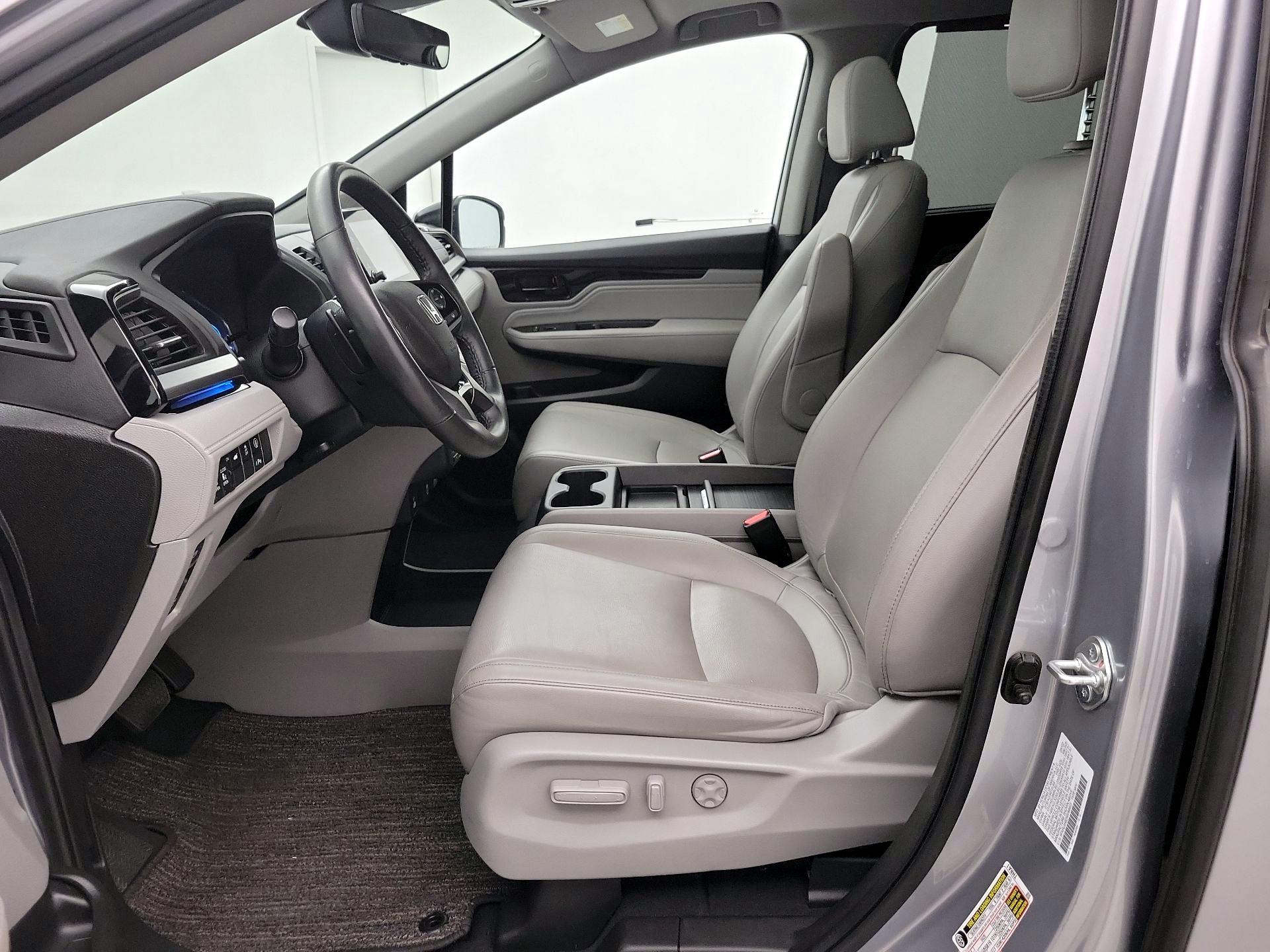 Thumbnail: 2022 Honda Odyssey - 11