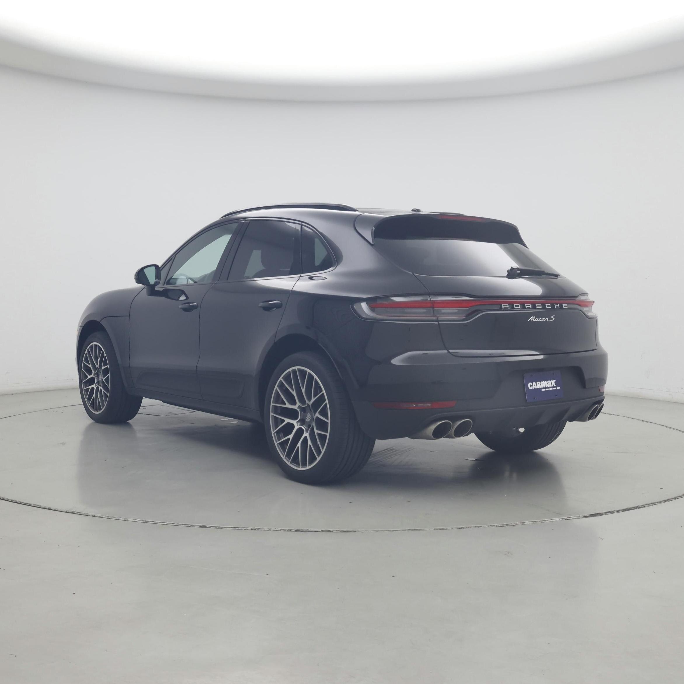 Thumbnail: 2021 Porsche Macan - 2