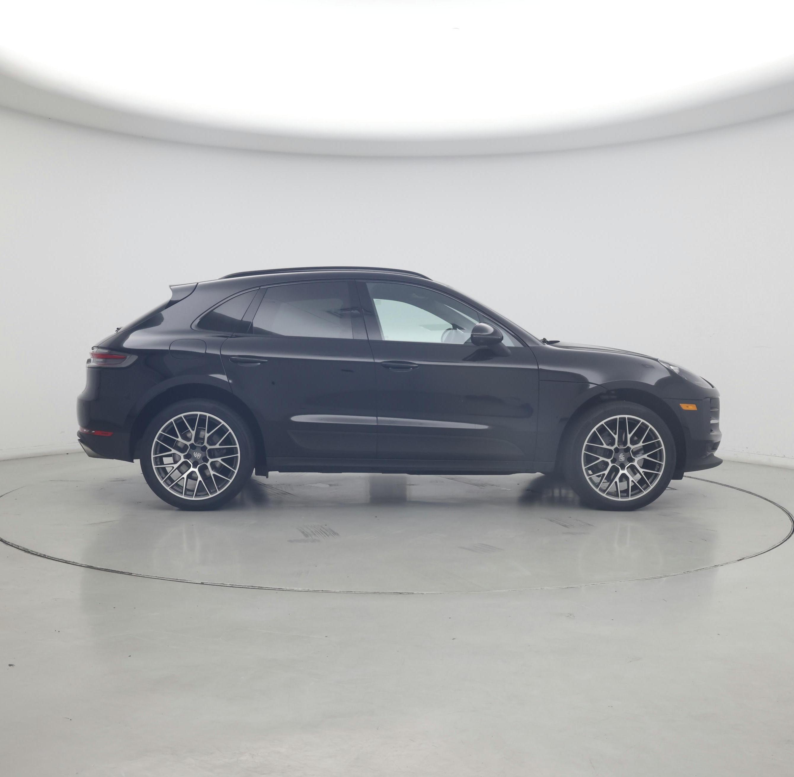 Thumbnail: 2021 Porsche Macan - 7