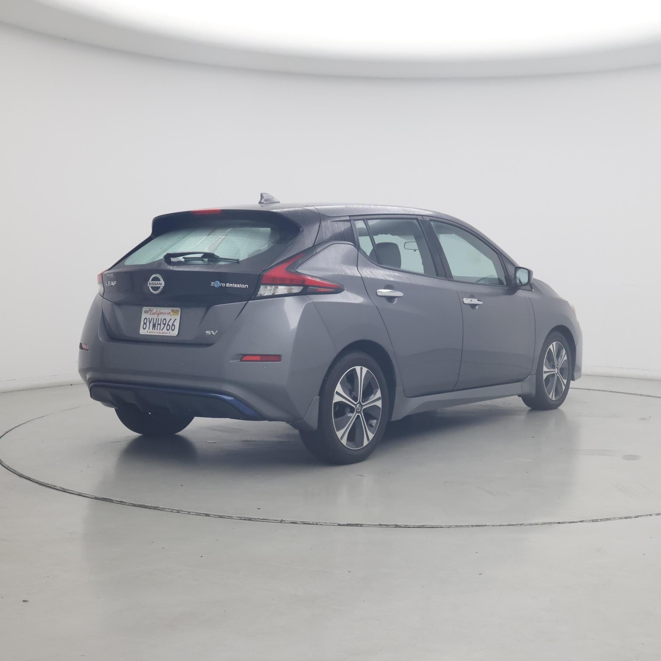 Thumbnail: 2022 Nissan Leaf - 8