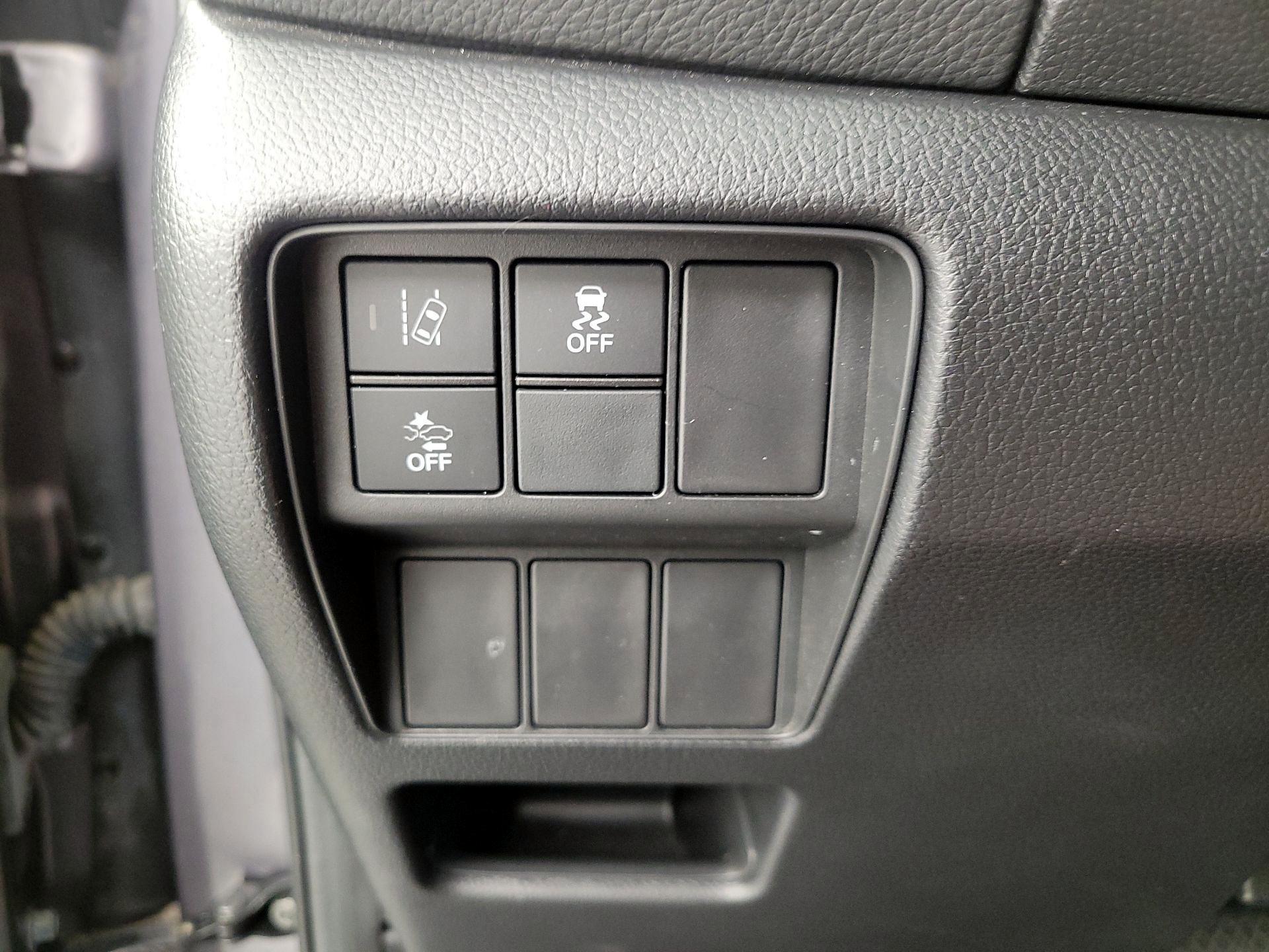Thumbnail: 2019 Honda CR-V - 13