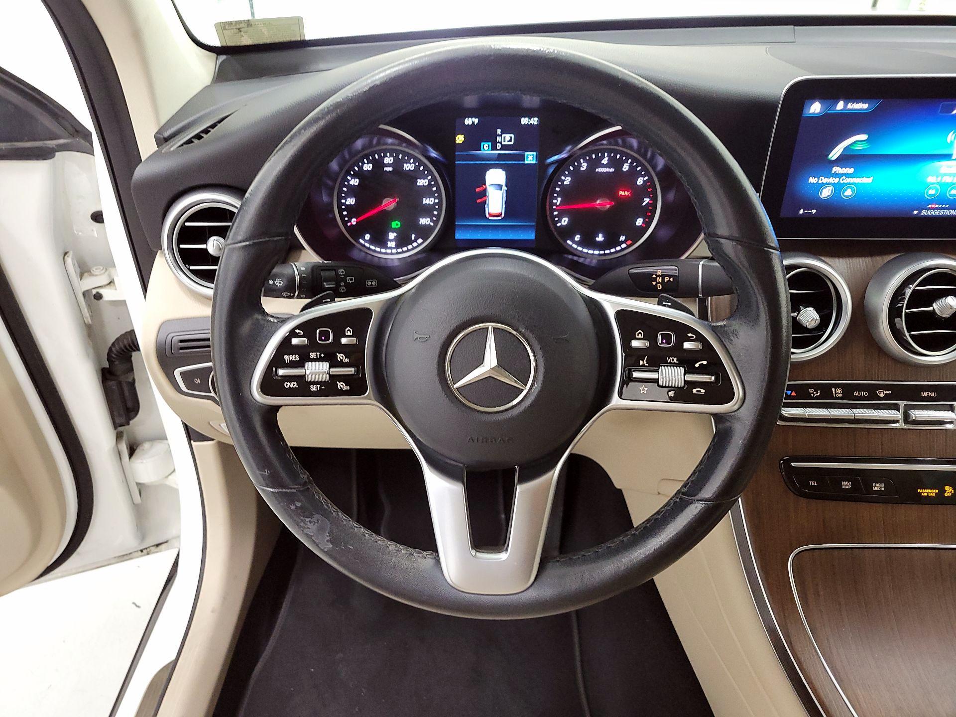 Thumbnail: 2022 Mercedes-Benz GLC - 10