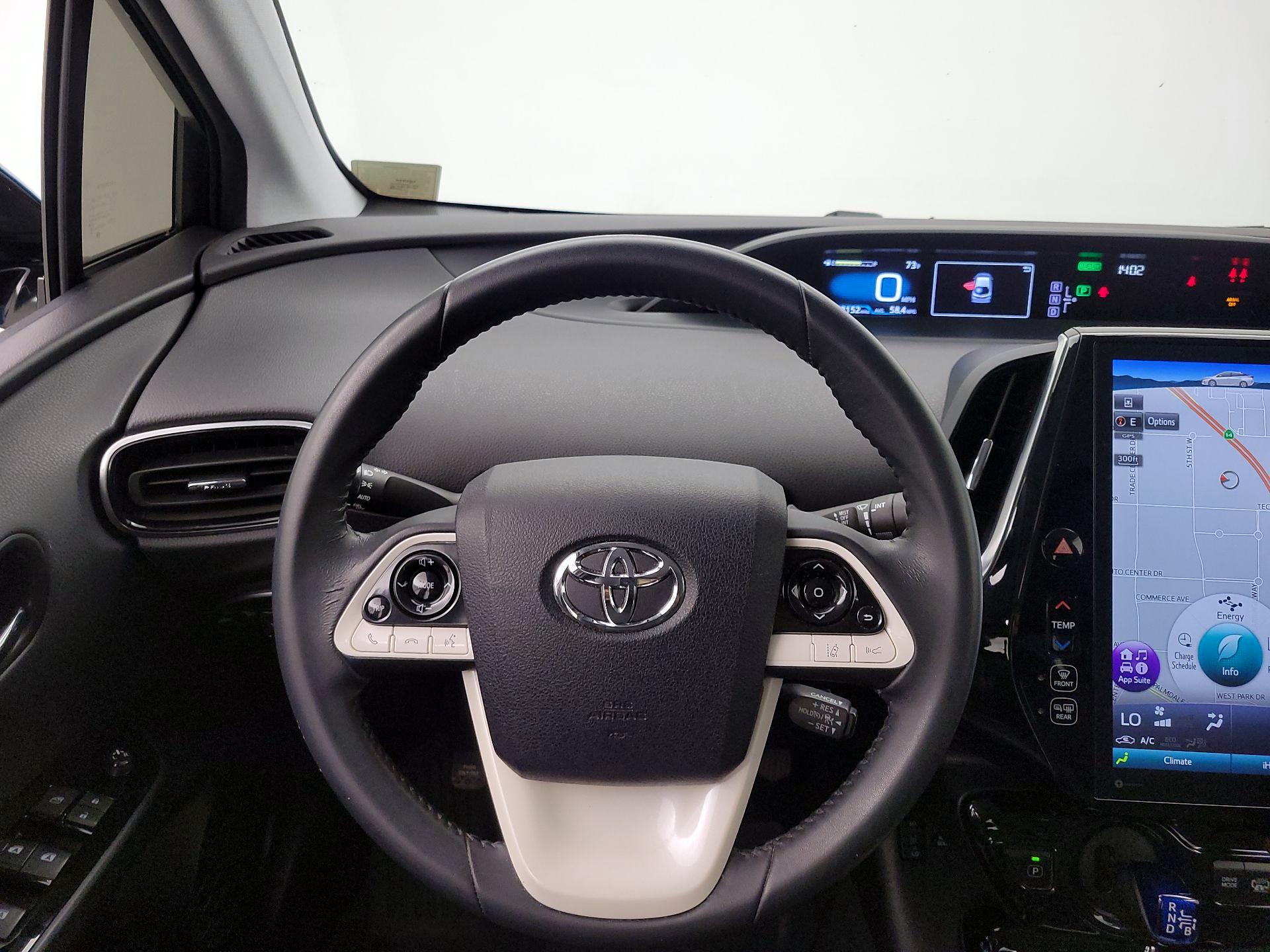 Thumbnail: 2018 Toyota Prius Prime - 10