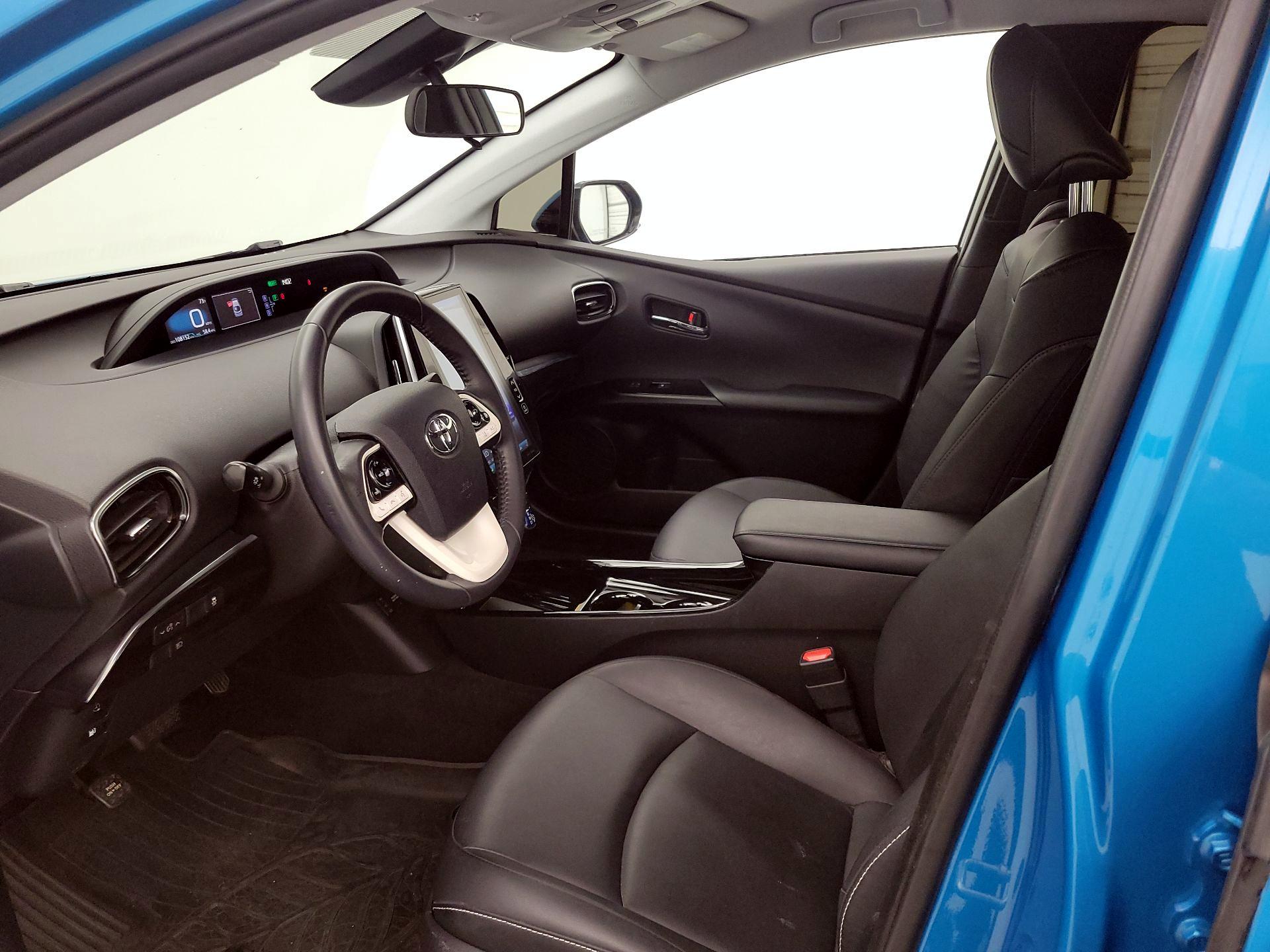 Thumbnail: 2018 Toyota Prius Prime - 11