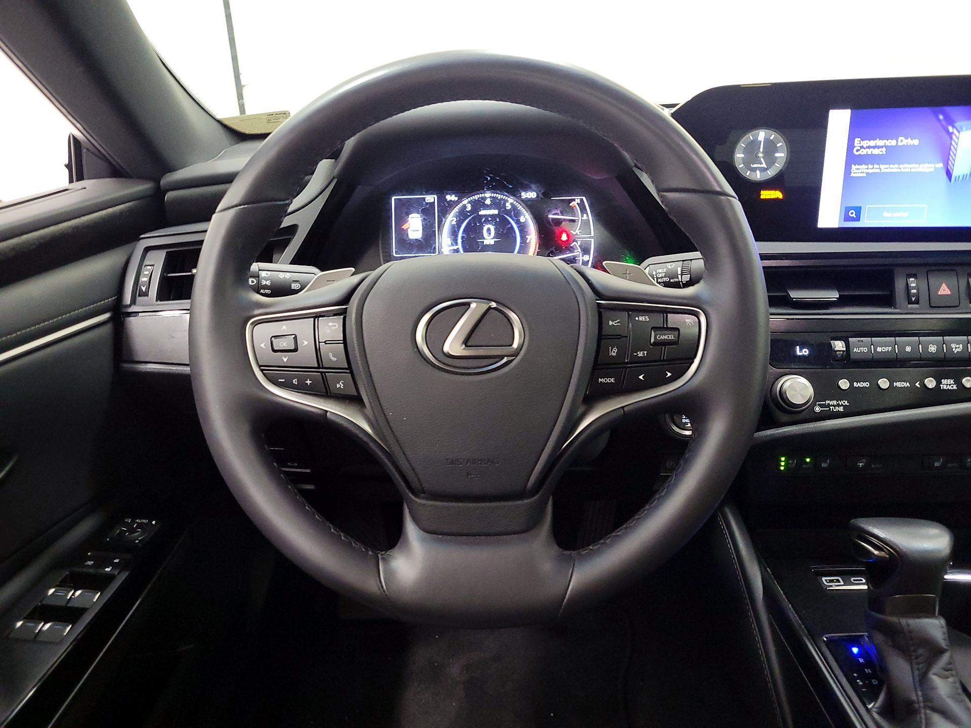 Thumbnail: 2024 Lexus ES - 10