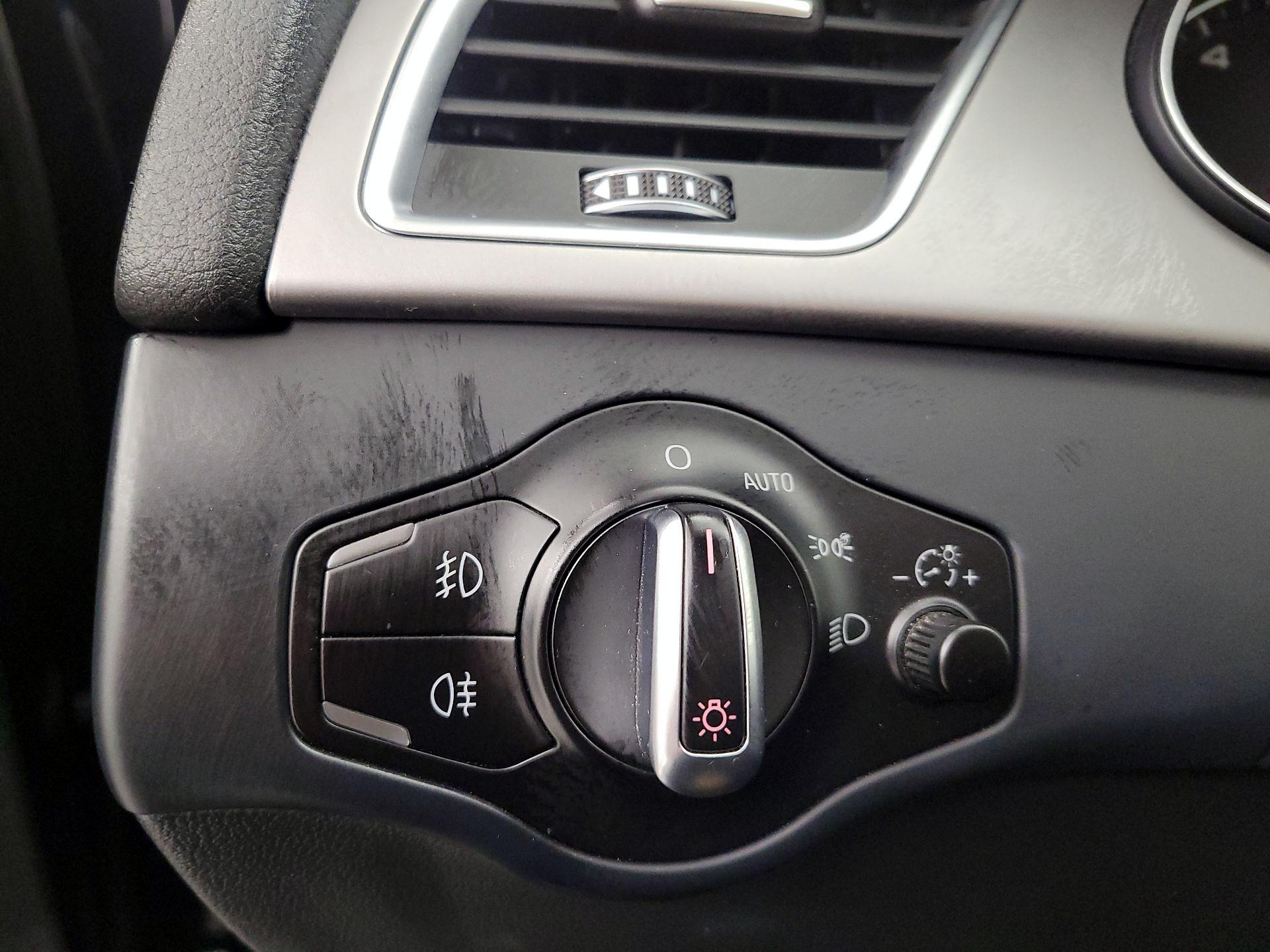 Thumbnail: 2015 Audi A4 - 13