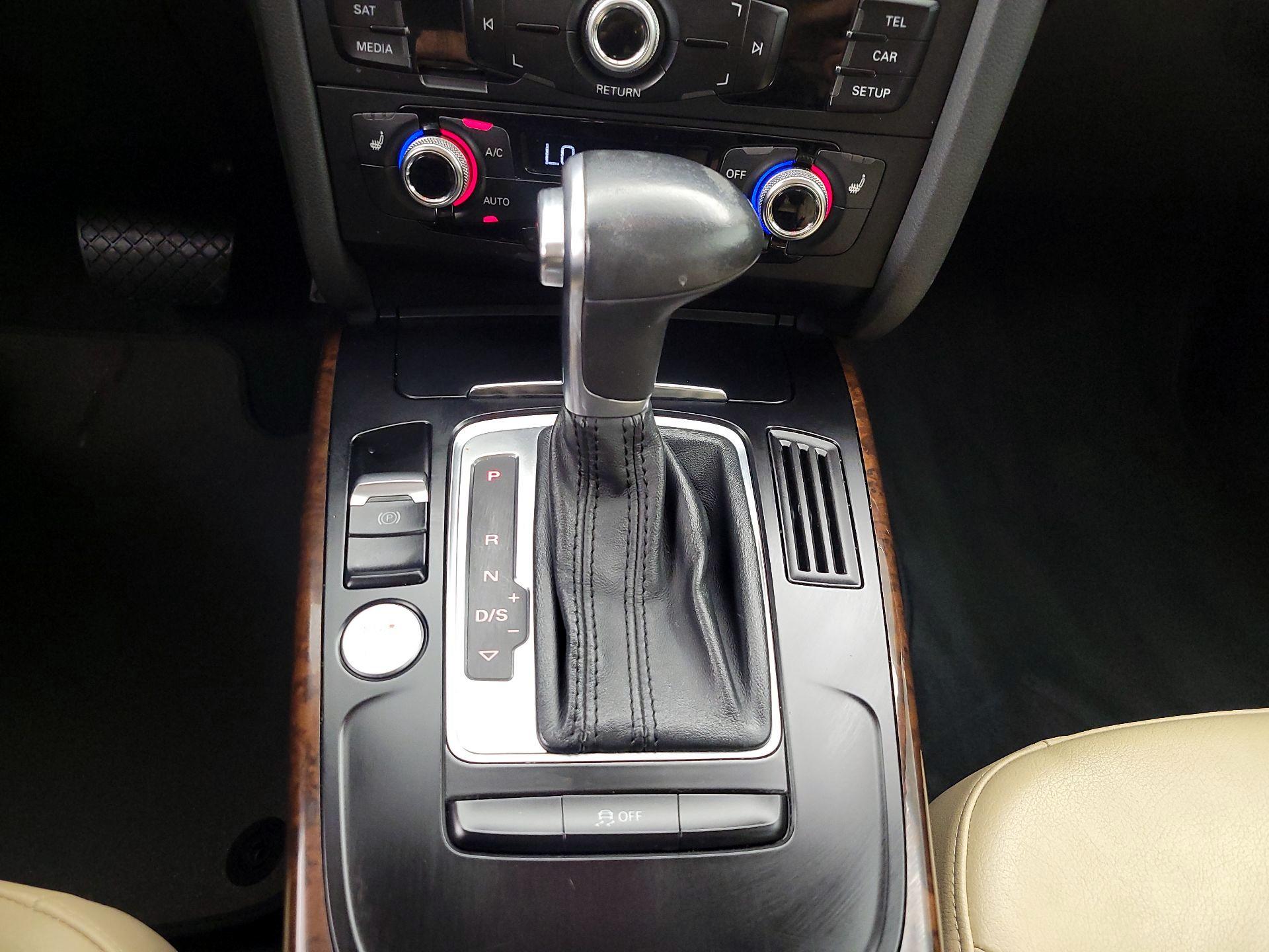 Thumbnail: 2015 Audi A4 - 16