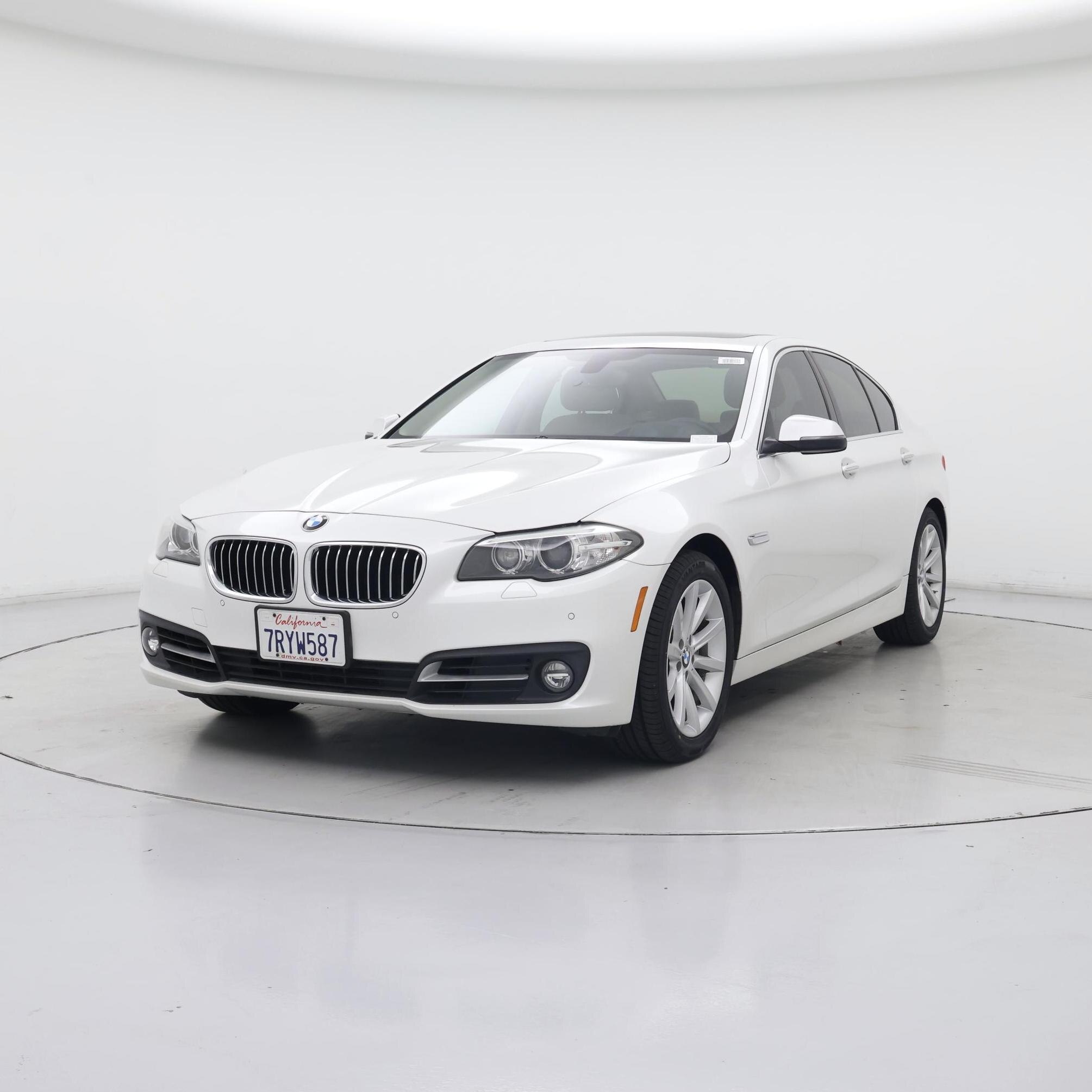Thumbnail: 2015 BMW 5 Series - 4