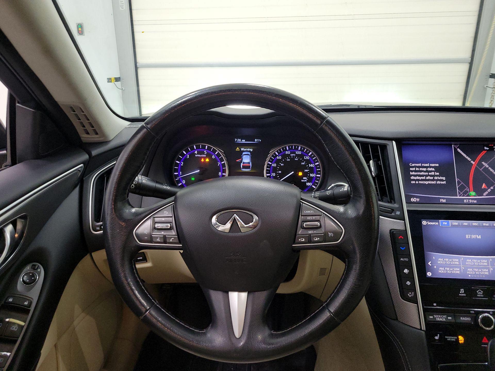 Thumbnail: 2015 INFINITI Q50 - 10
