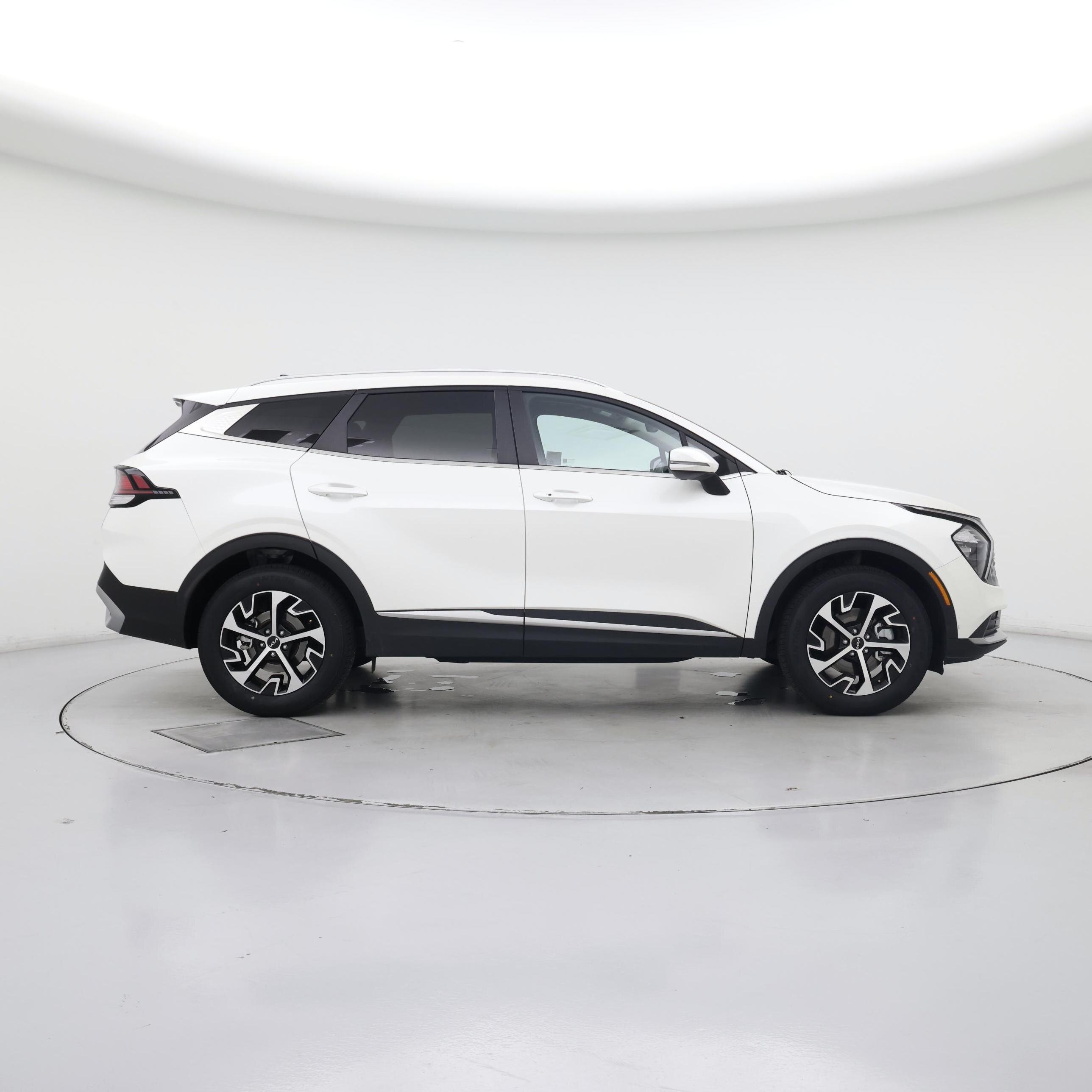 Thumbnail: 2023 Kia Sportage - 7