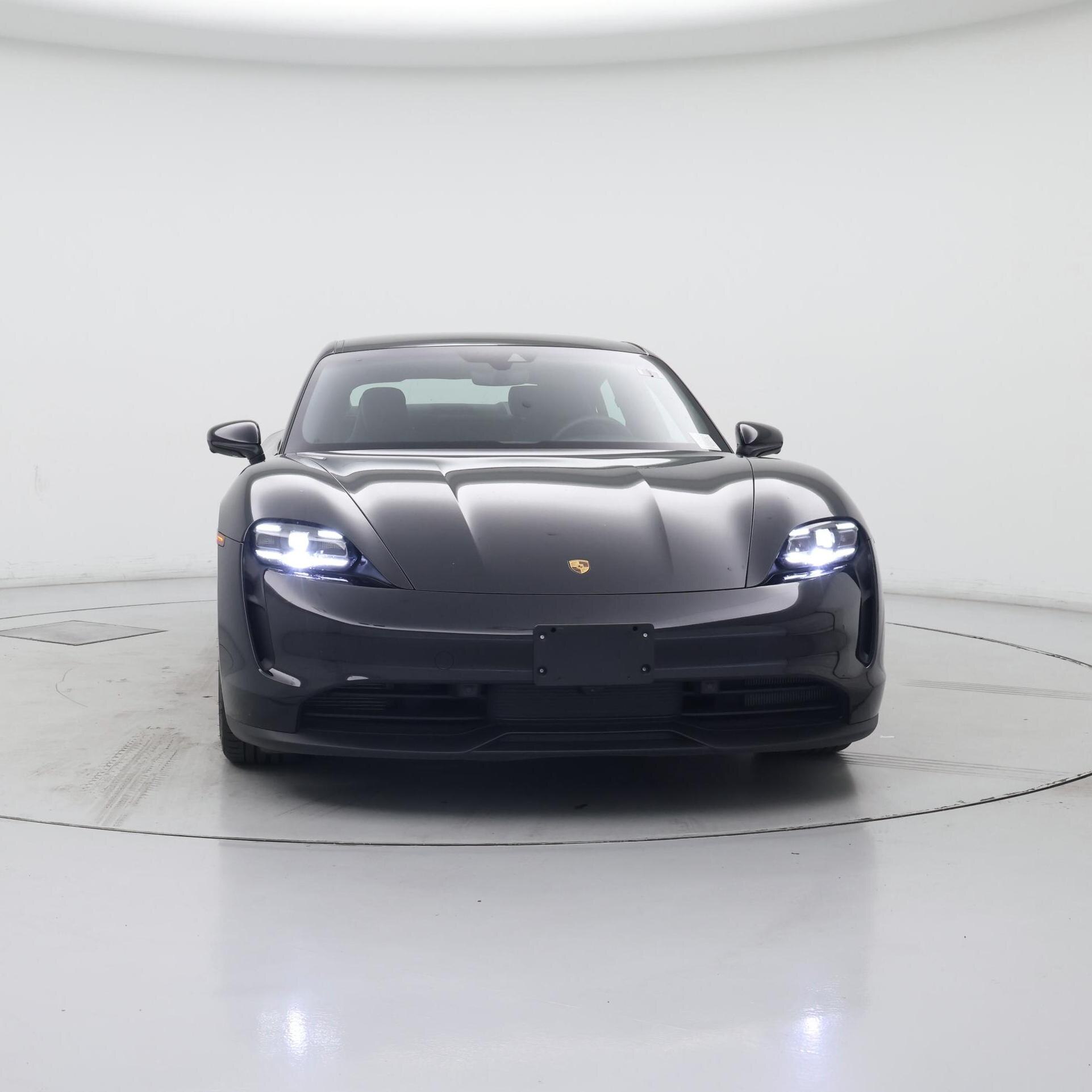 Thumbnail: 2022 Porsche Taycan - 5