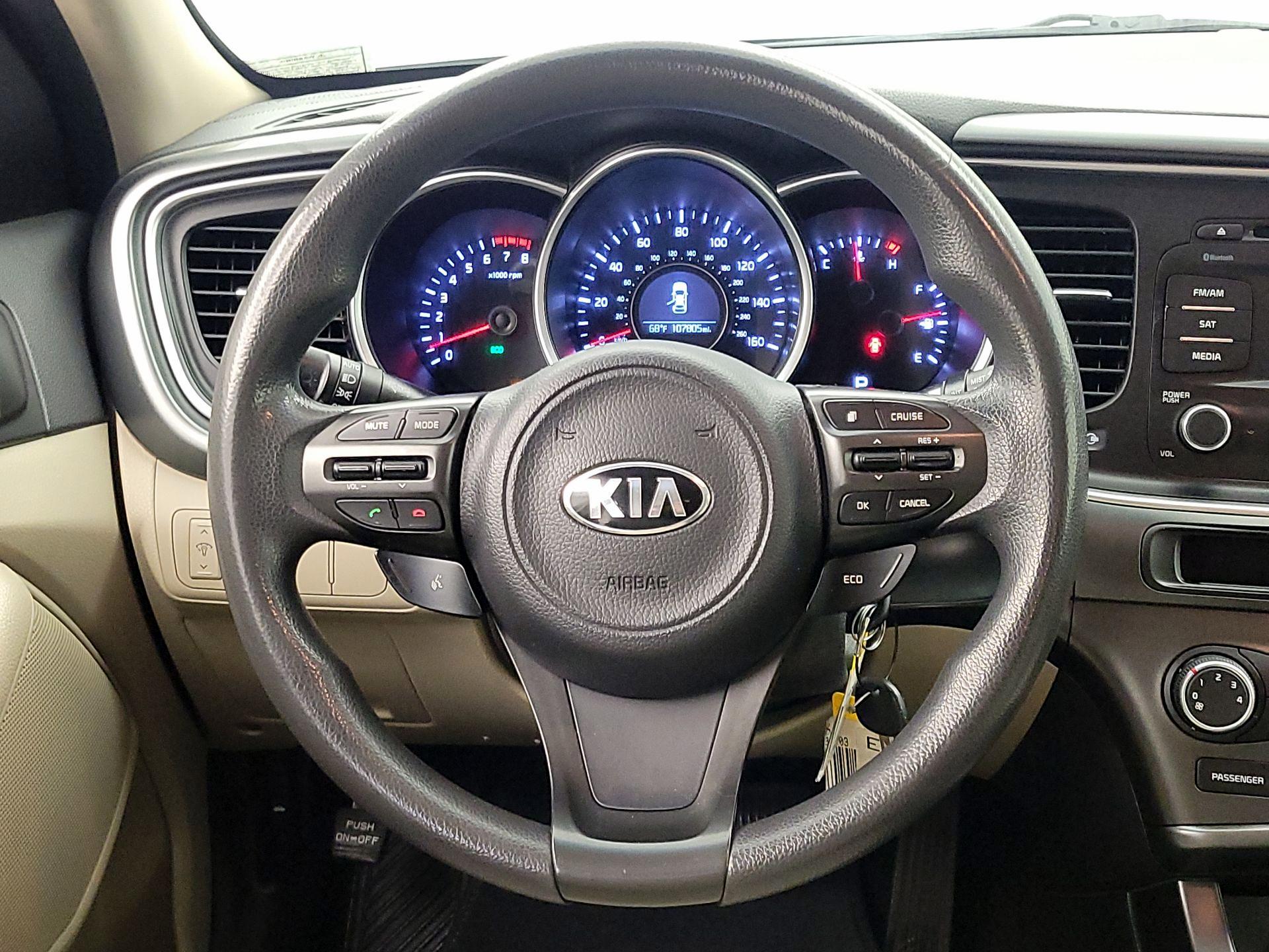 Thumbnail: 2015 Kia Optima - 10