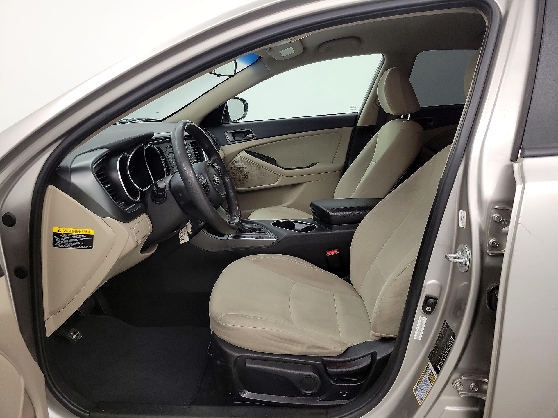Thumbnail: 2015 Kia Optima - 11